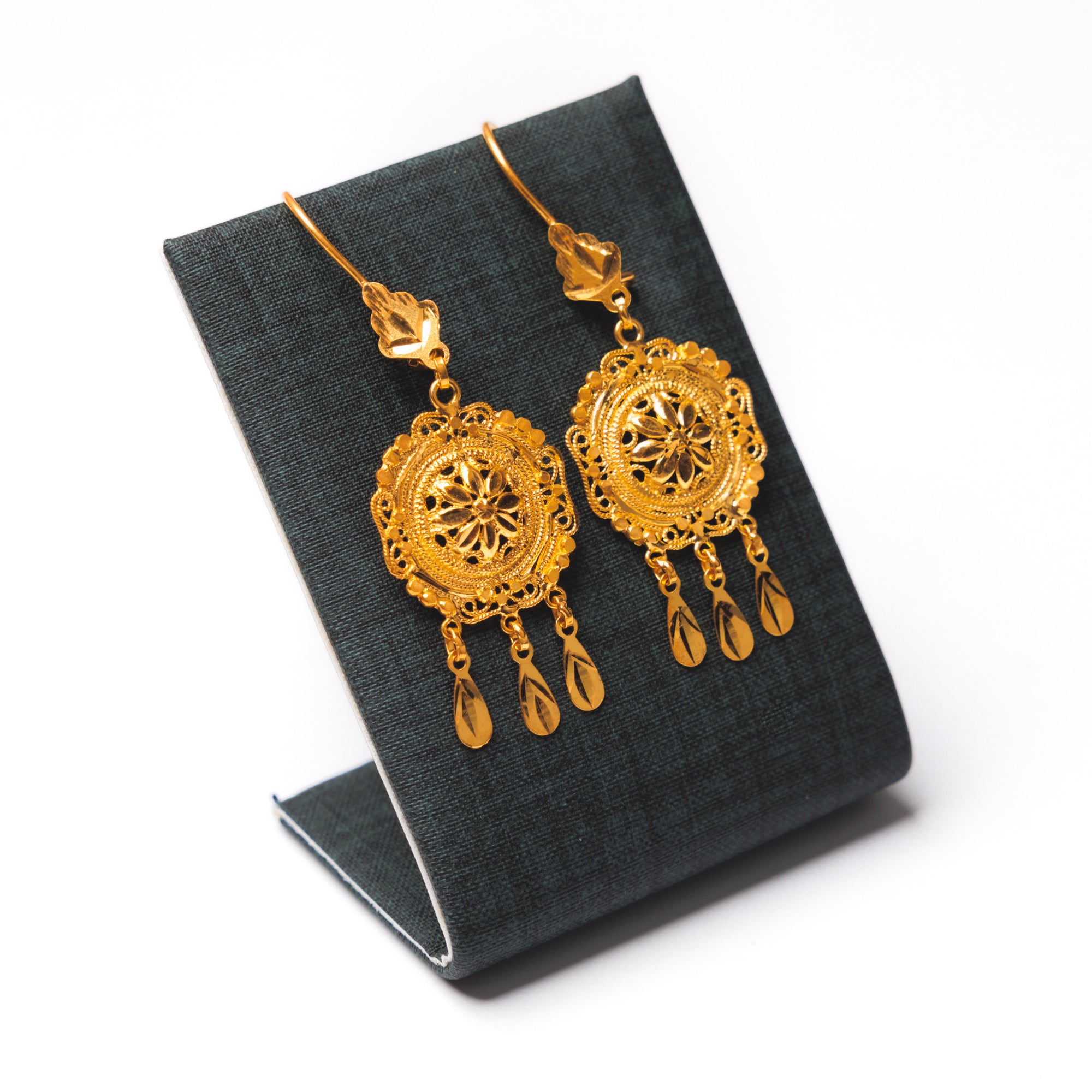 أقراط الصب (D12) - Silver 925 و Gold Plated
