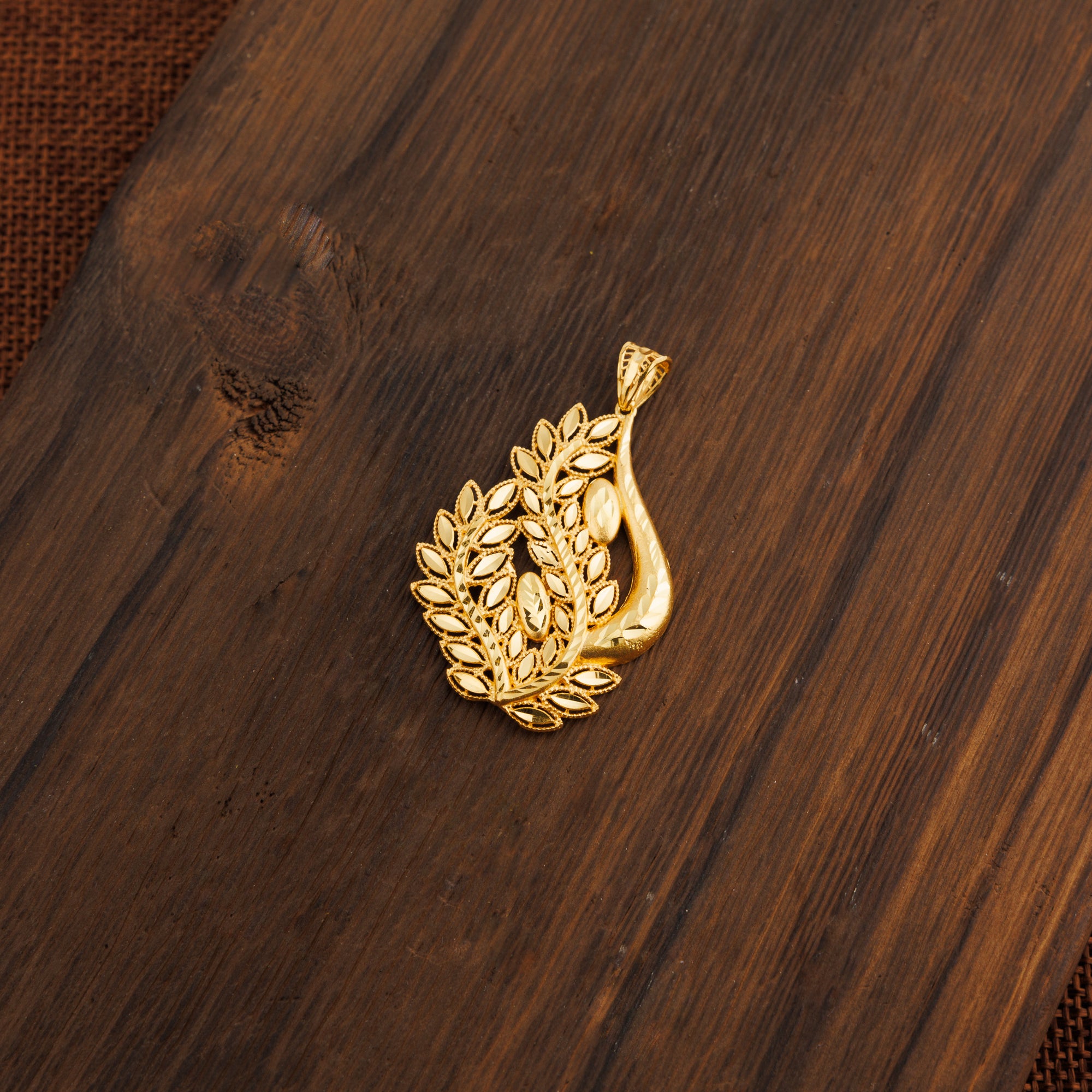 RP Pendants (D54) - Silver 925 & Gold Plated