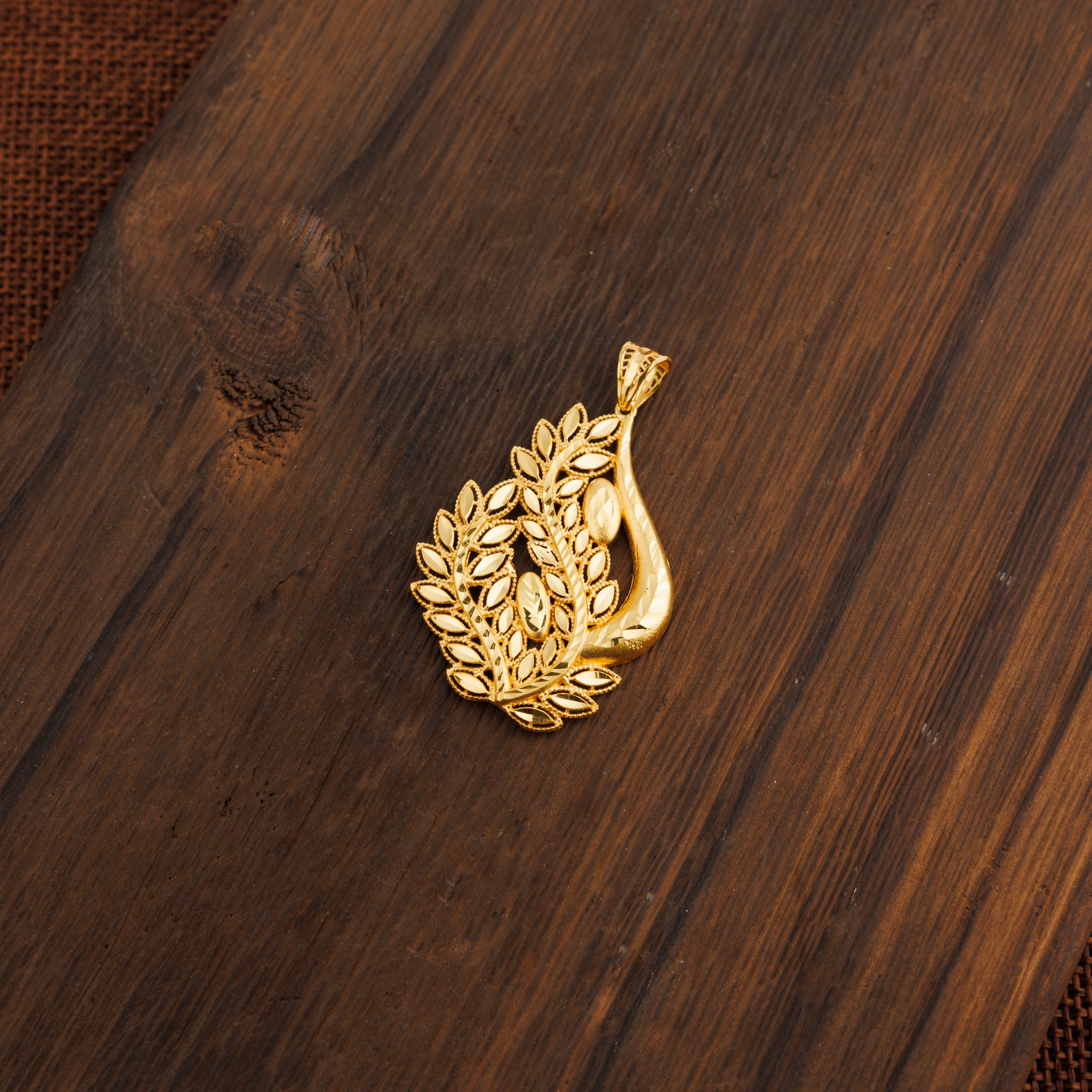 RP Pendants (D54) - Silver 925 & Gold Plated
