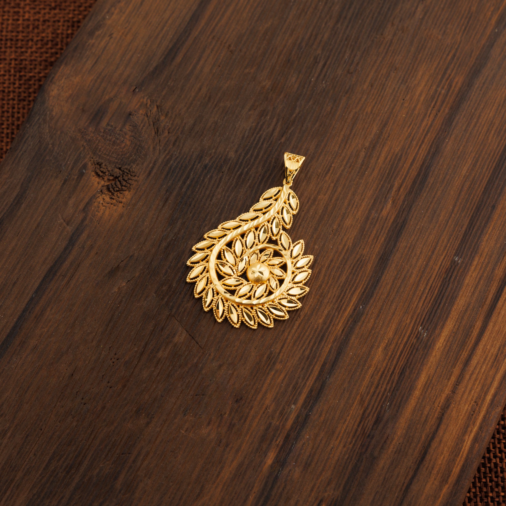 RP Pendants (D59) - Silver 925 & Gold Plated
