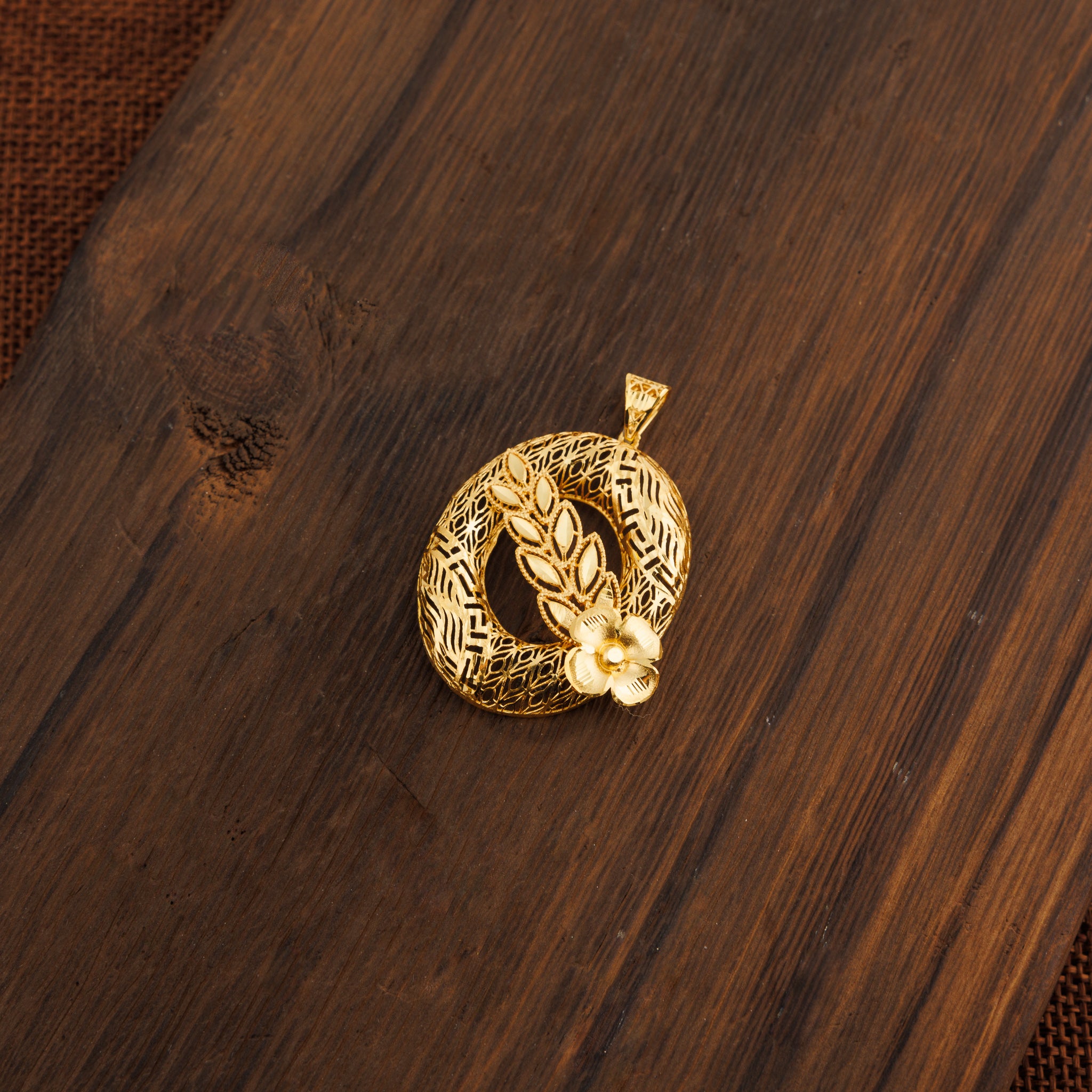 RP Pendants (D47) - Silver 925 & Gold Plated