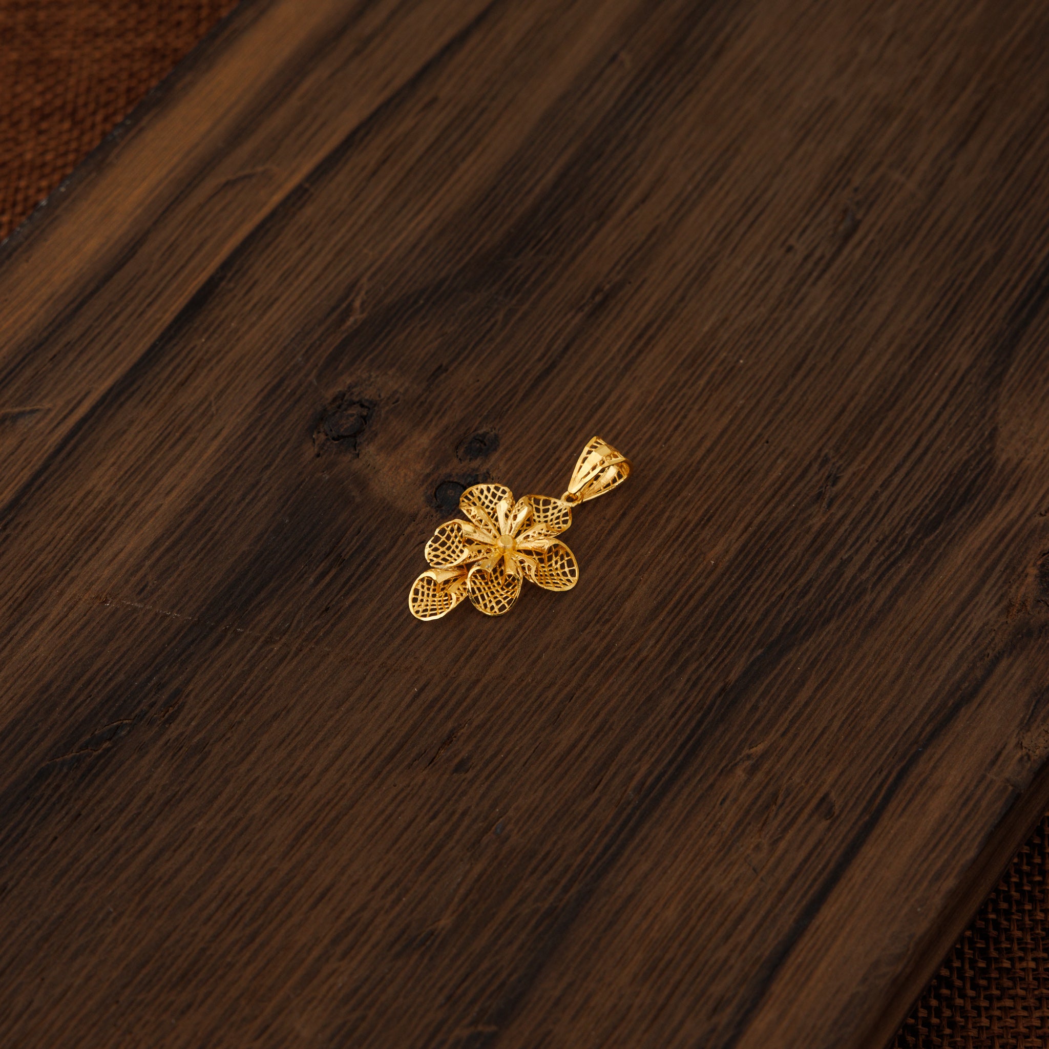 Kid's Casting Pendants (D41) - Silver 925 & Gold Plated