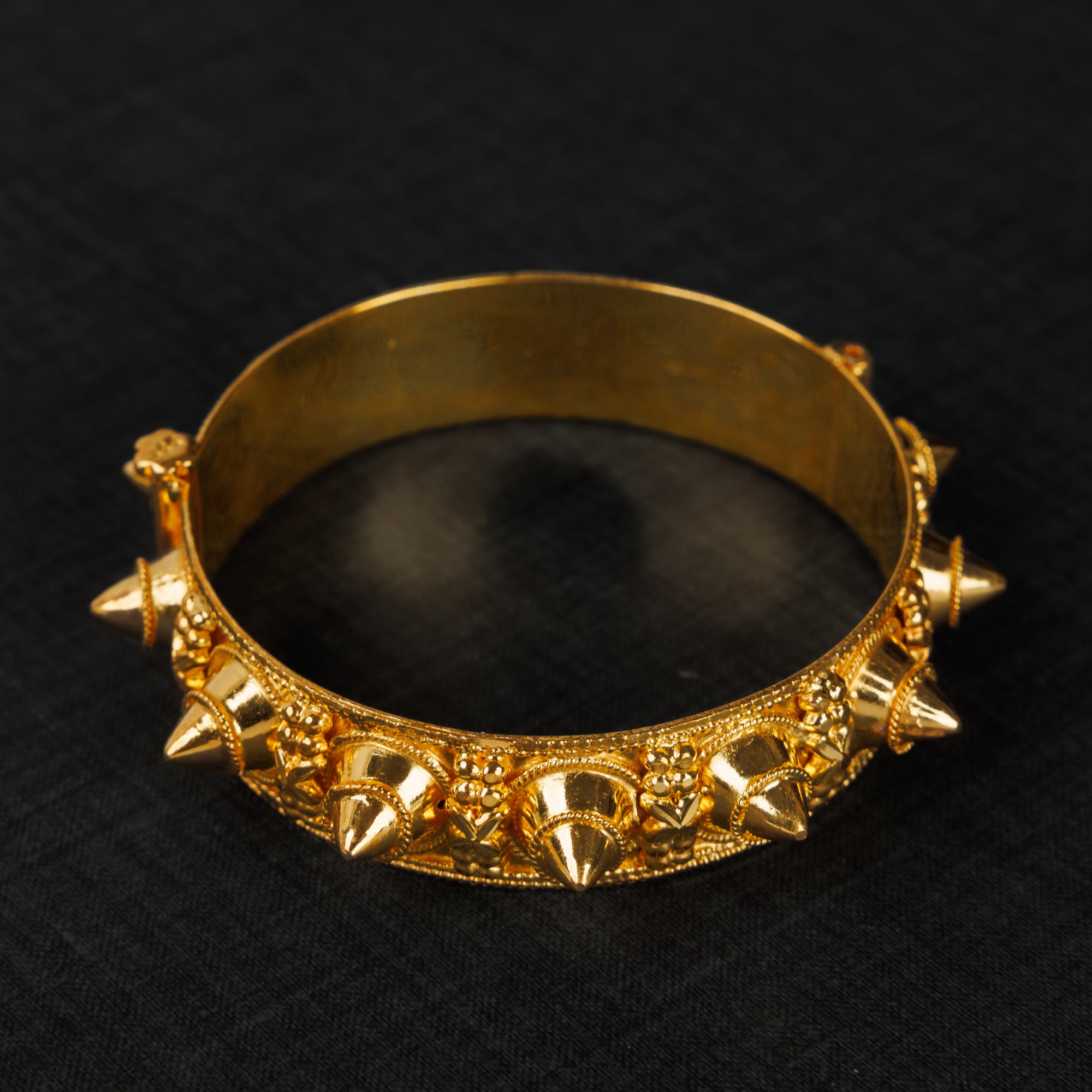 Thin Mushawak Bangle (D14) - Silver 925 & Gold Plated