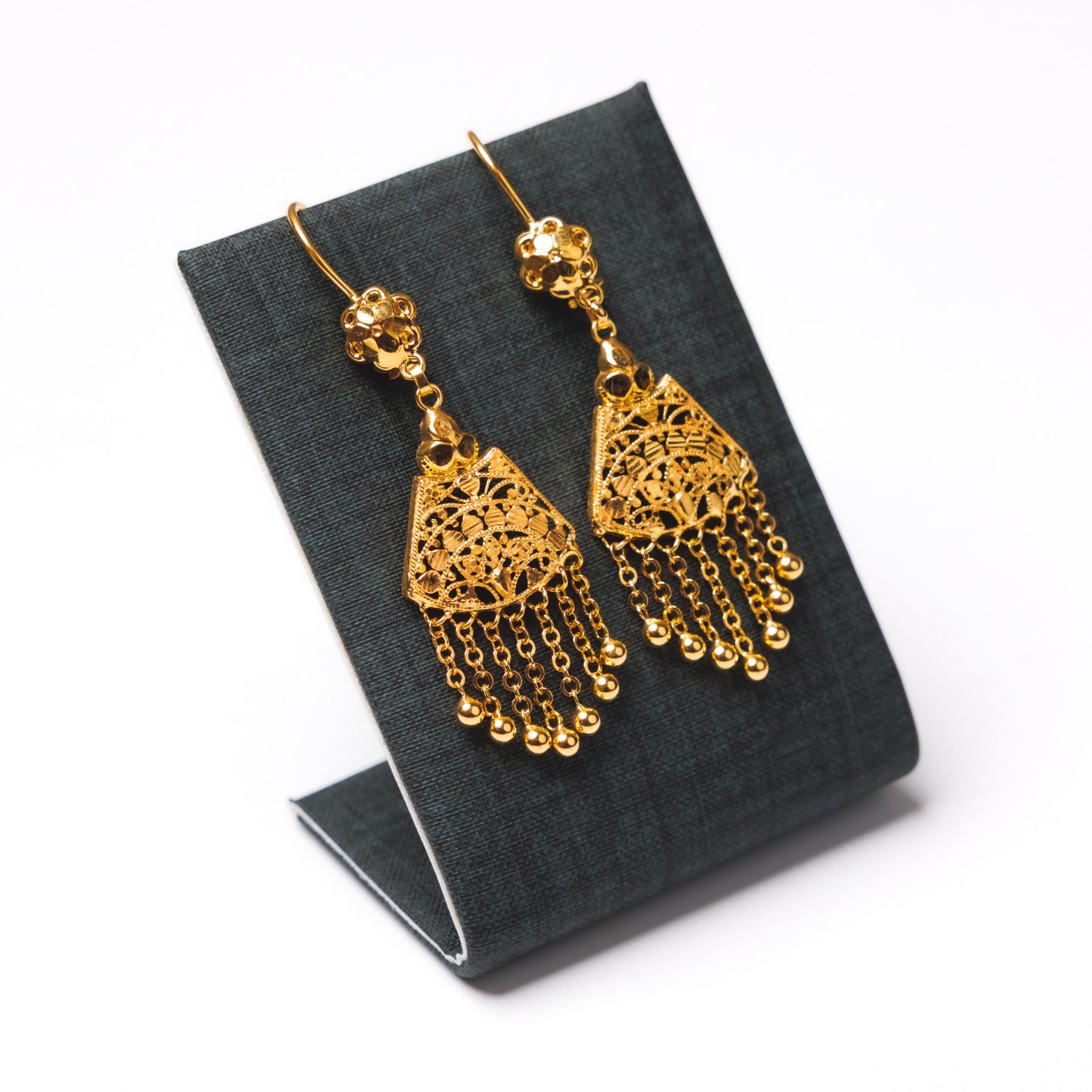 أقراط الصب (D19) - Silver 925 و Gold Plated