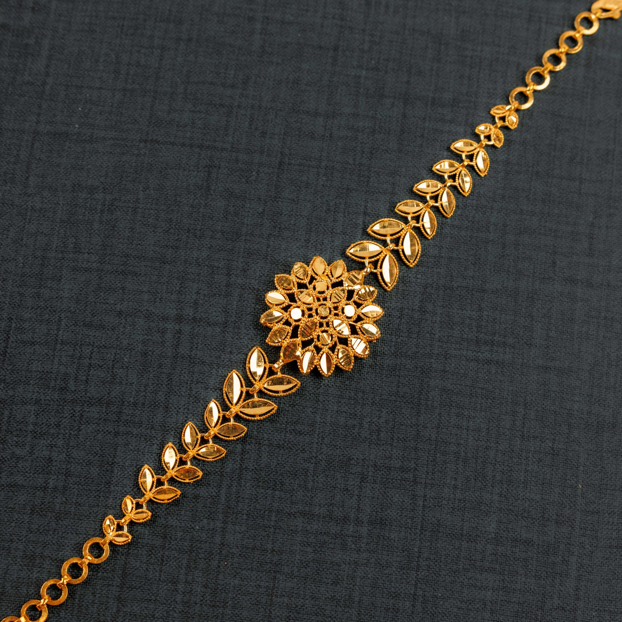 RP 1 Piece Bracelet with Leaf (D5) - Silver 925 & Gold Plated