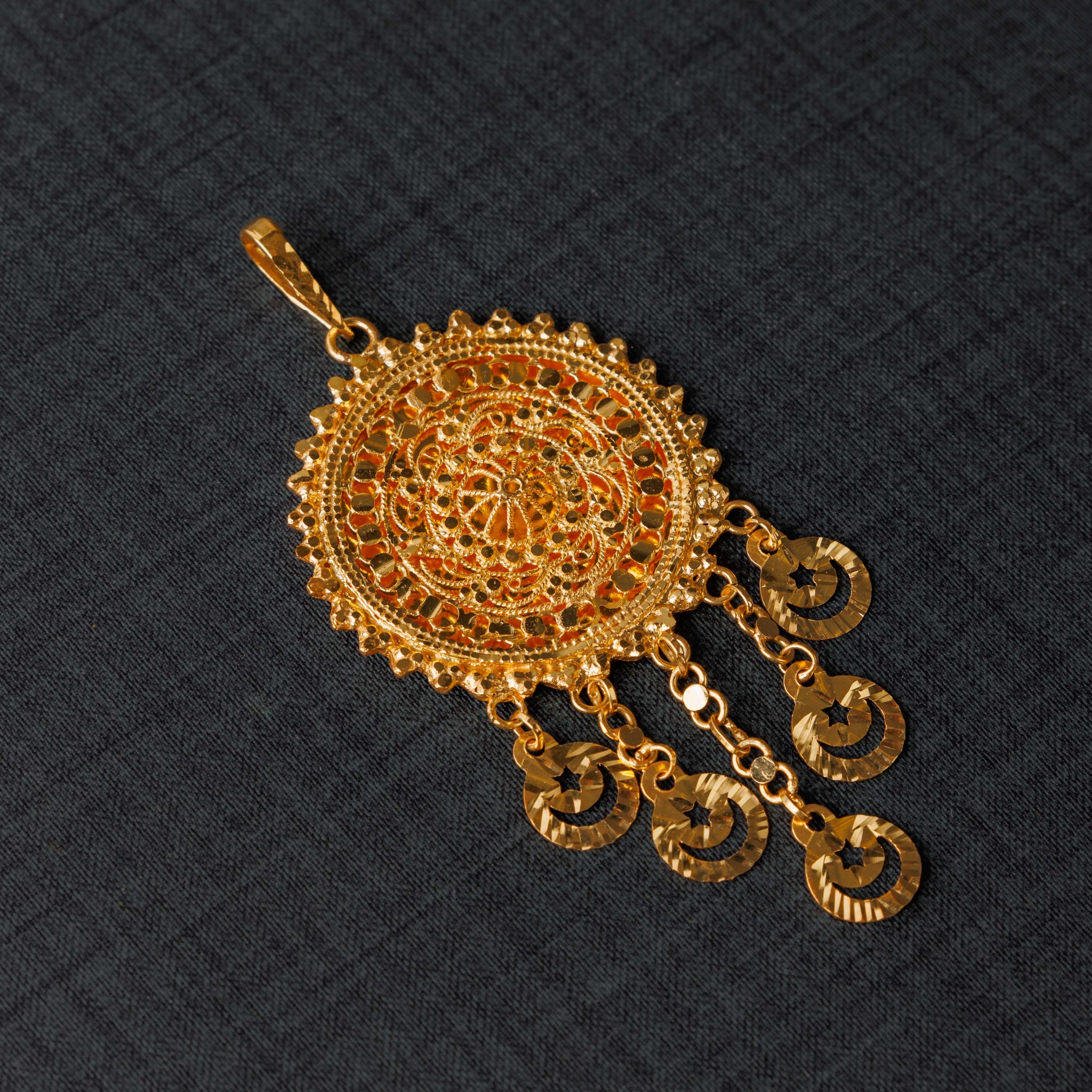 المعلقات الصب (D6) - Silver 925 و Gold Plated