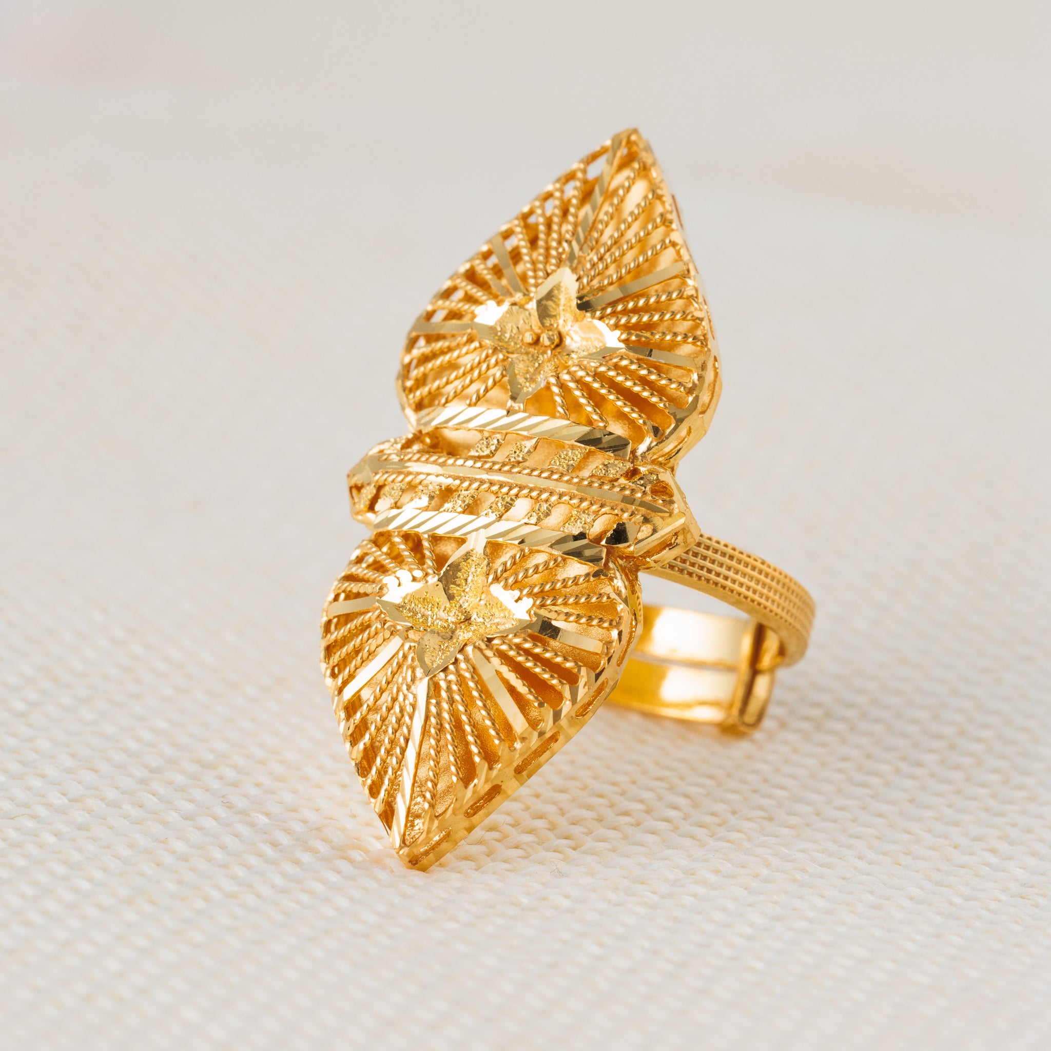 الخاتم التقليدي (D67) - Silver 925 و Gold Plated