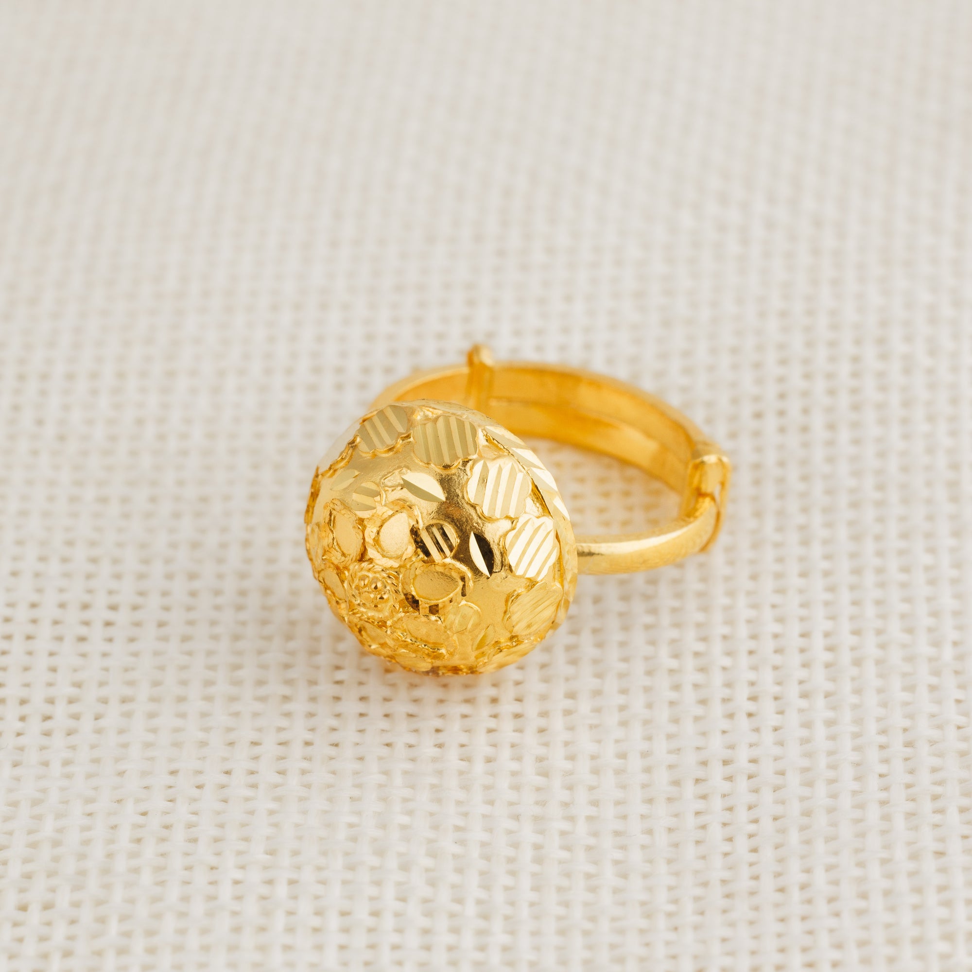 Traditional Casting Ring (D14) - Silver 925 & Gold Plated