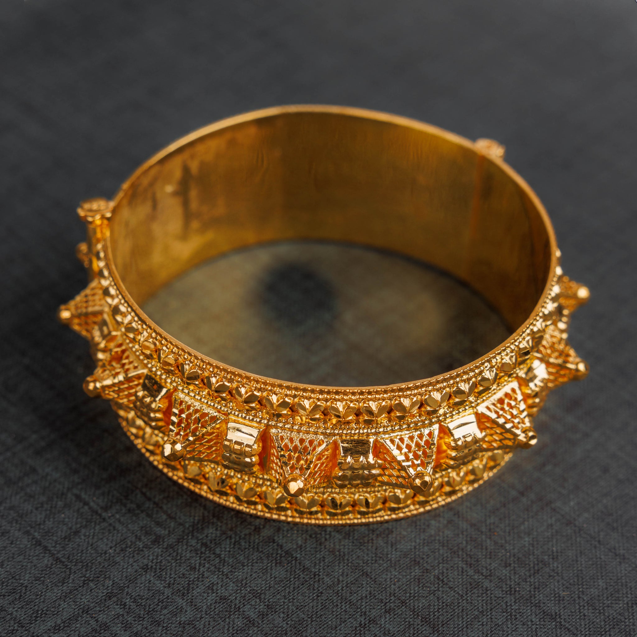 Mushawak Bangle (D24) - Silver 925 & Gold Plated