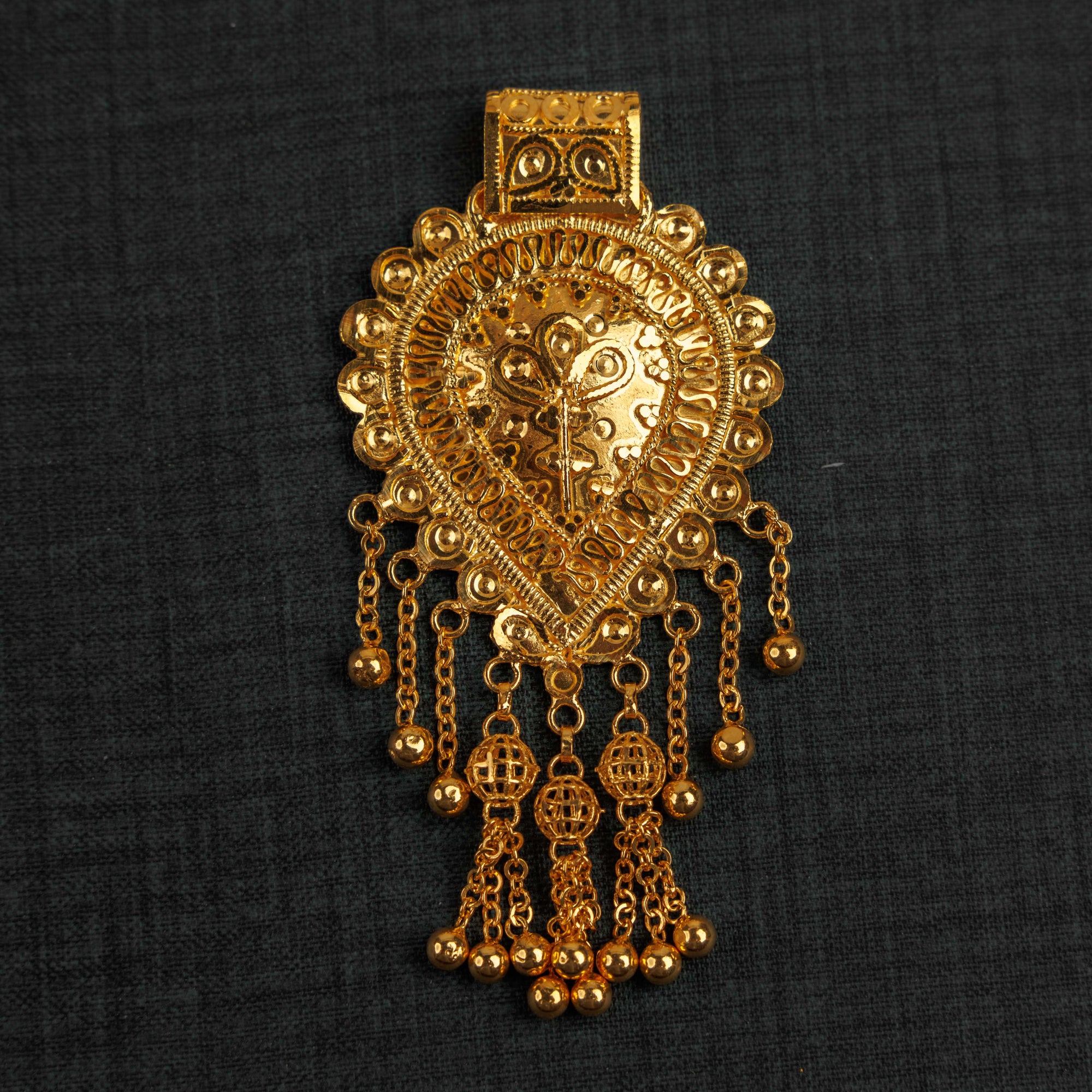 المعلقات التقليدية (D18) - Silver 925 و Gold Plated