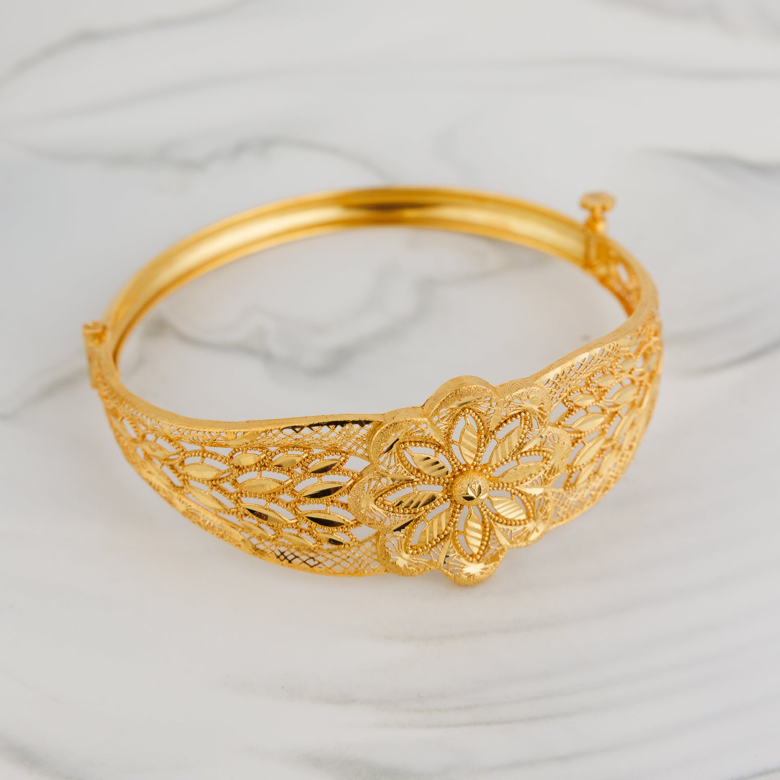 RP Cuff Bracelet With Lock (D2) - Silver 925