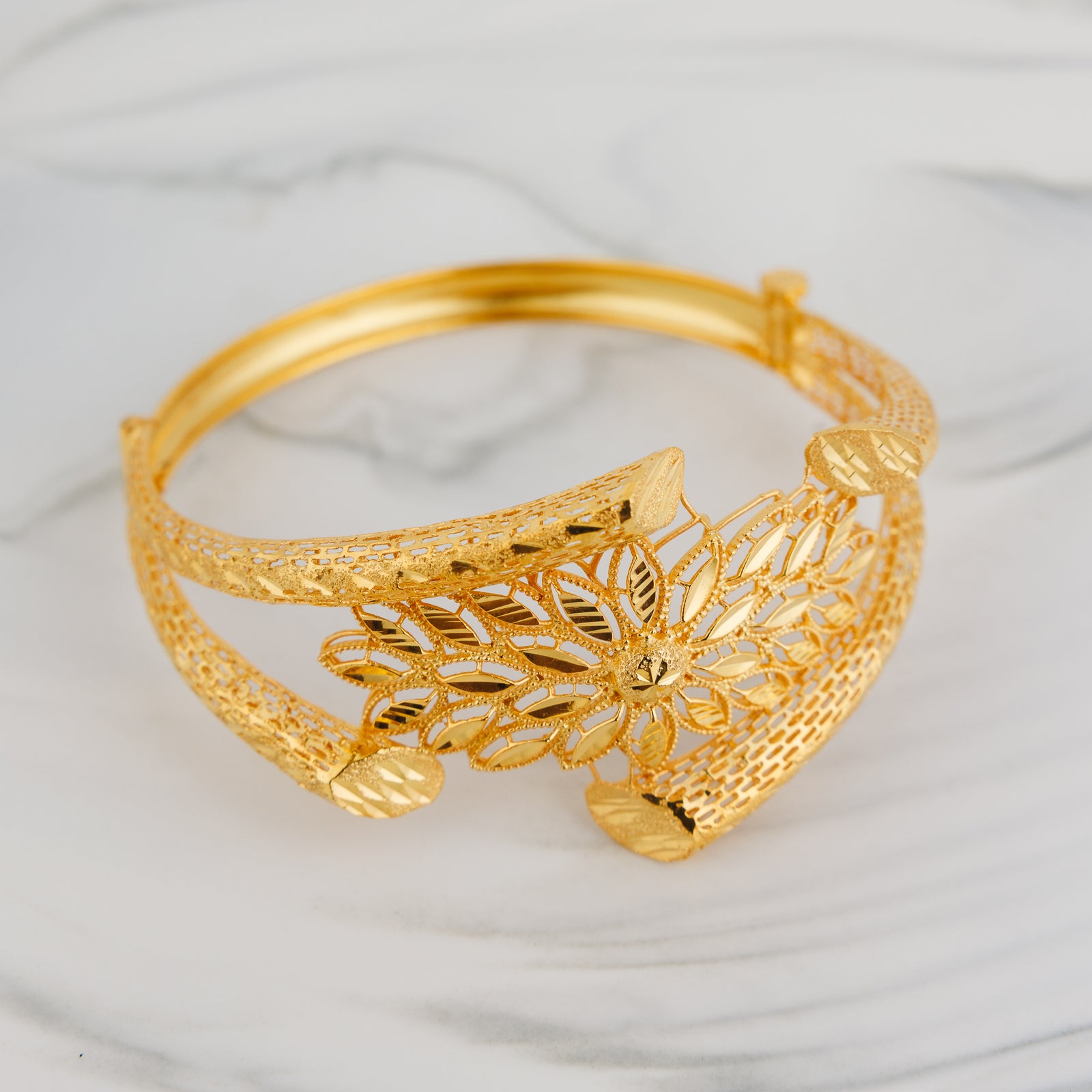 RP Cuff Bracelet With Lock (D7) - Silver 925