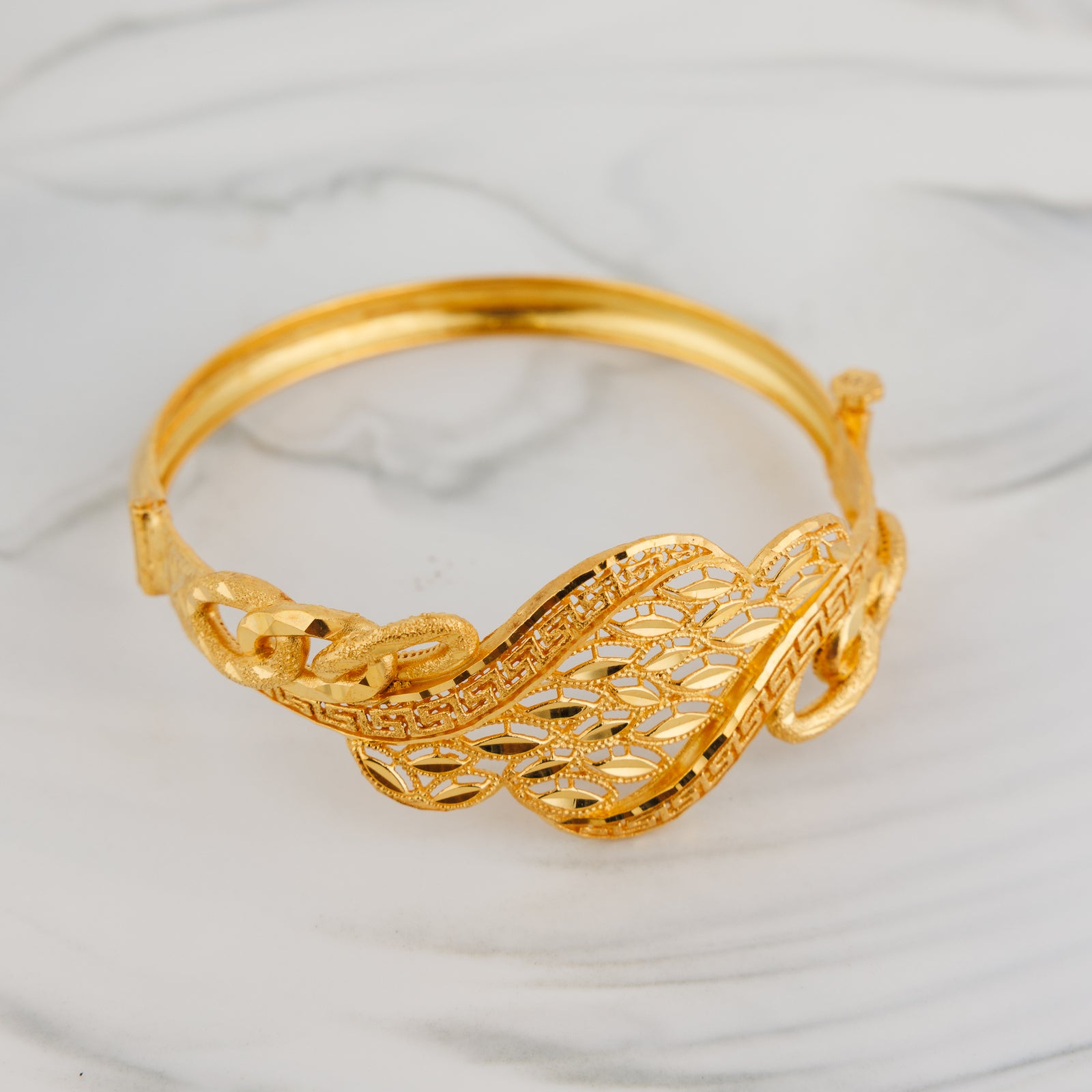 RP Cuff Bracelet With Lock (D3) - Silver 925