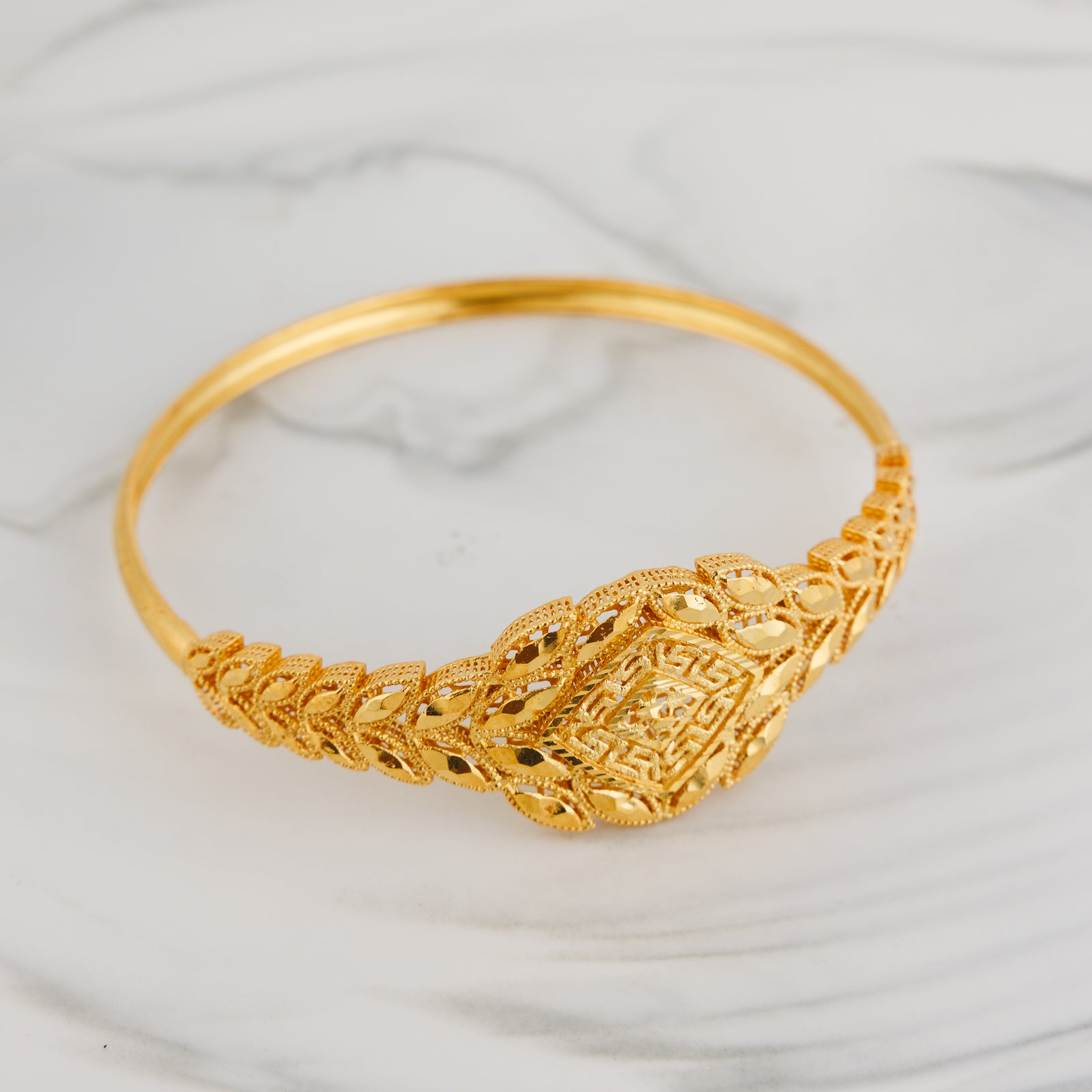 RP Cuff Bracelet With Lock (D5) - Silver 925