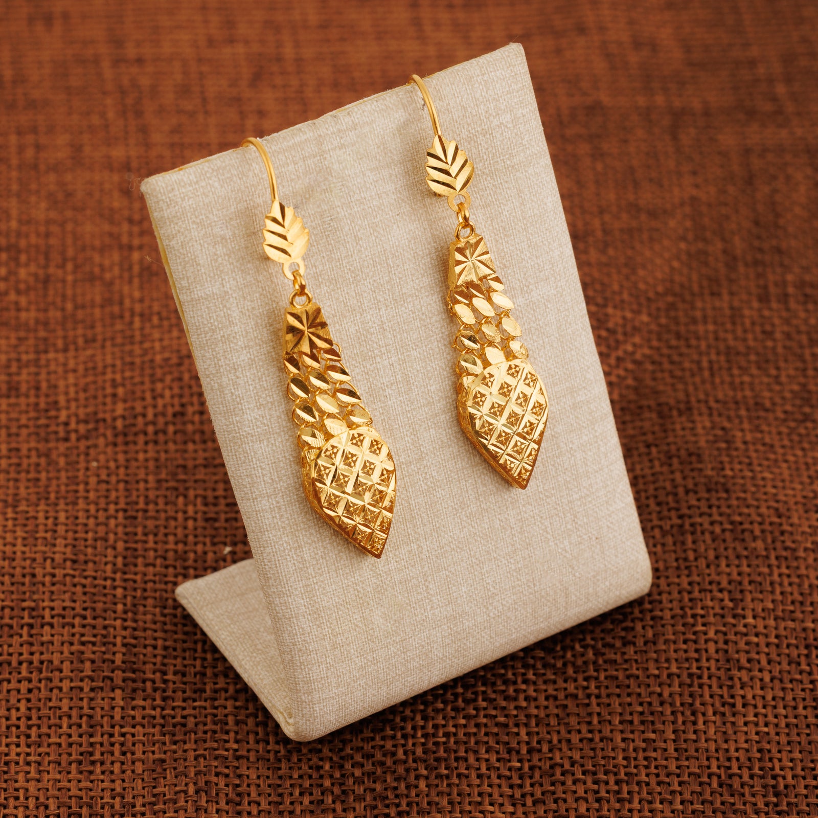 Casting Earrings (D75) - Silver 925 & Gold Plated