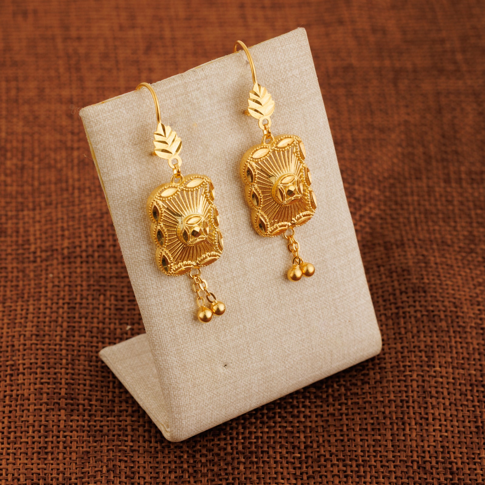 Casting Earrings (D62) - Silver 925 & Gold Plated