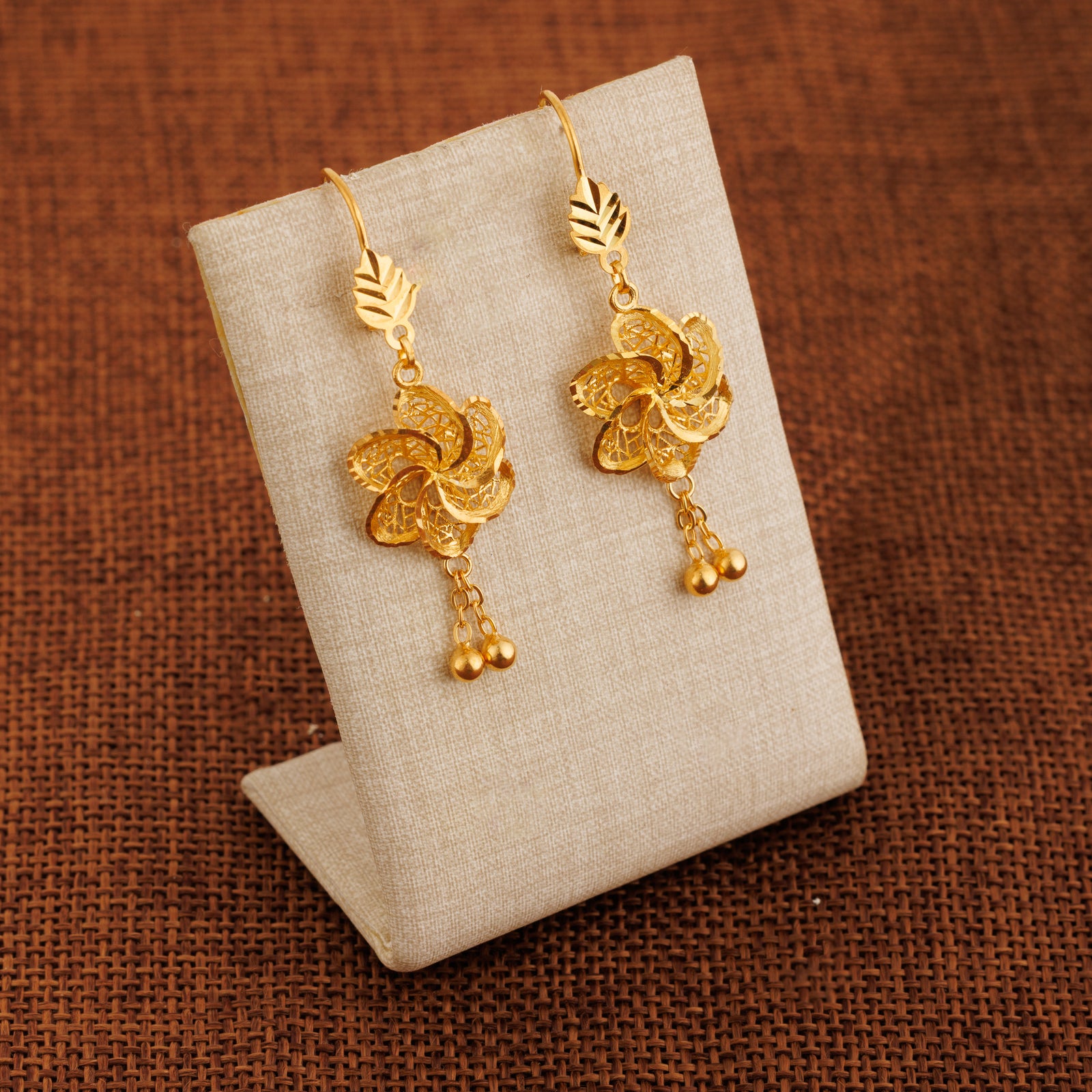Casting Earrings (D52) - Silver 925 & Gold Plated