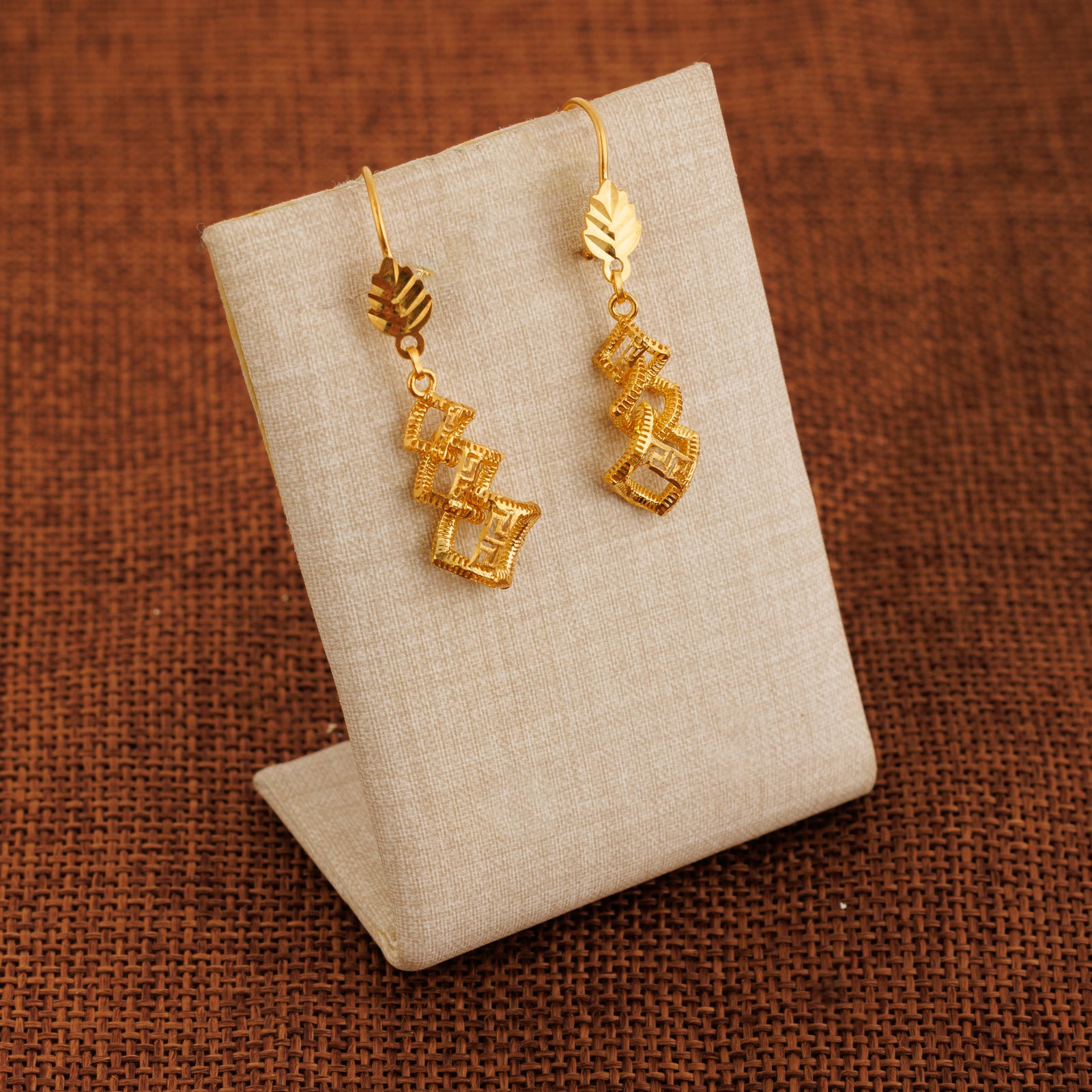 Casting Earrings (D88) - Silver 925 & Gold Plated