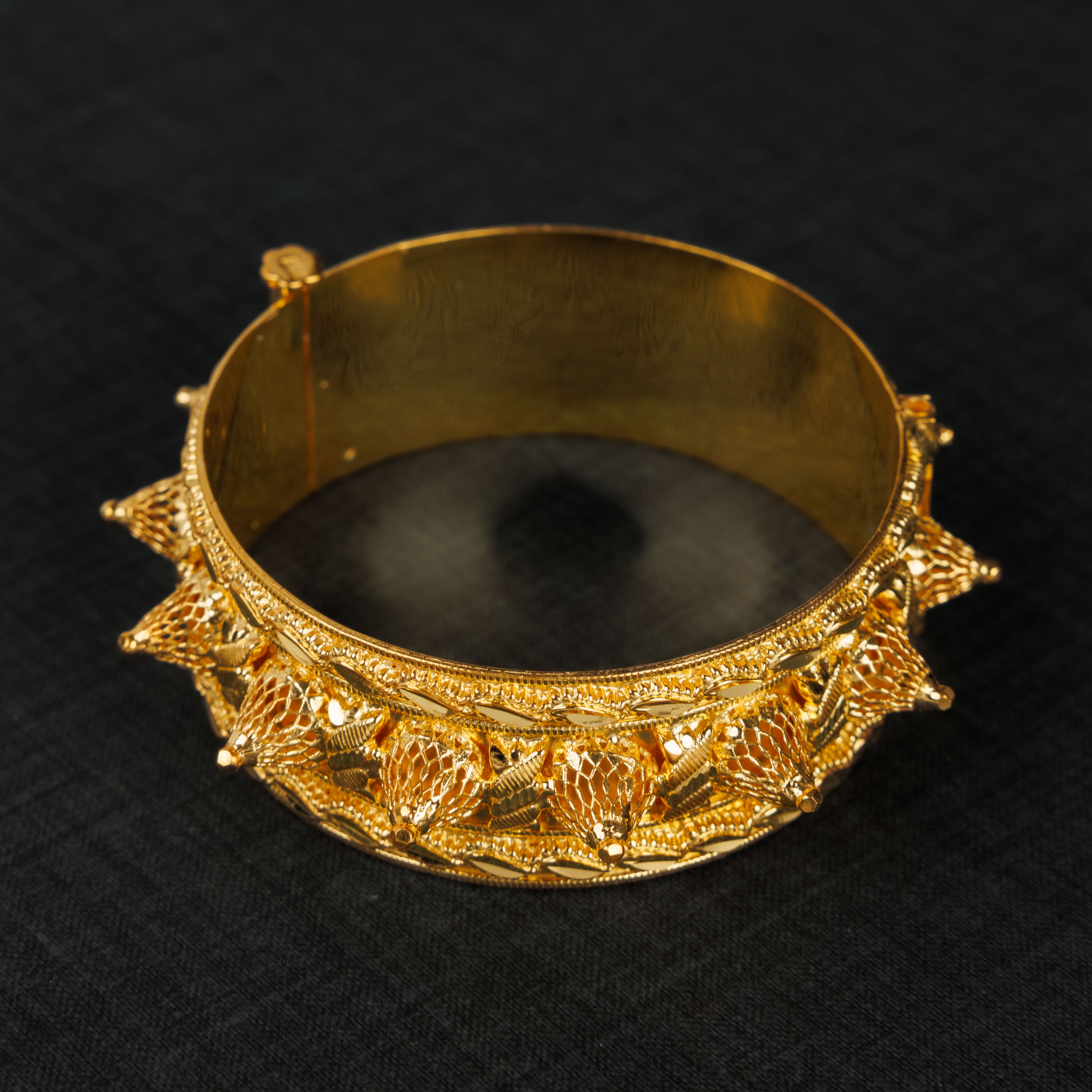 Mushawak Bangle (D47) - Silver 925 & Gold Plated