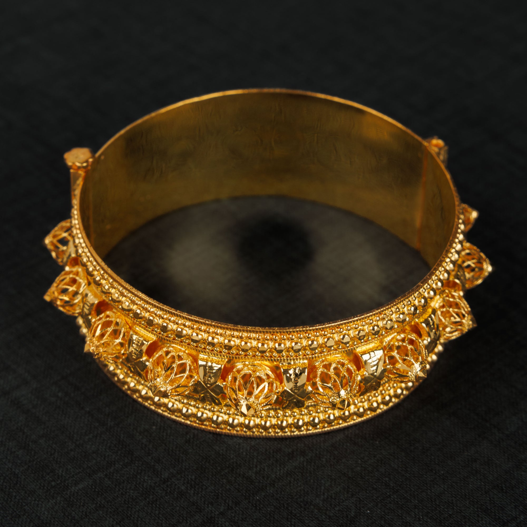 Mushawak Bangle (D56) -  Silver 925 & Gold Plated