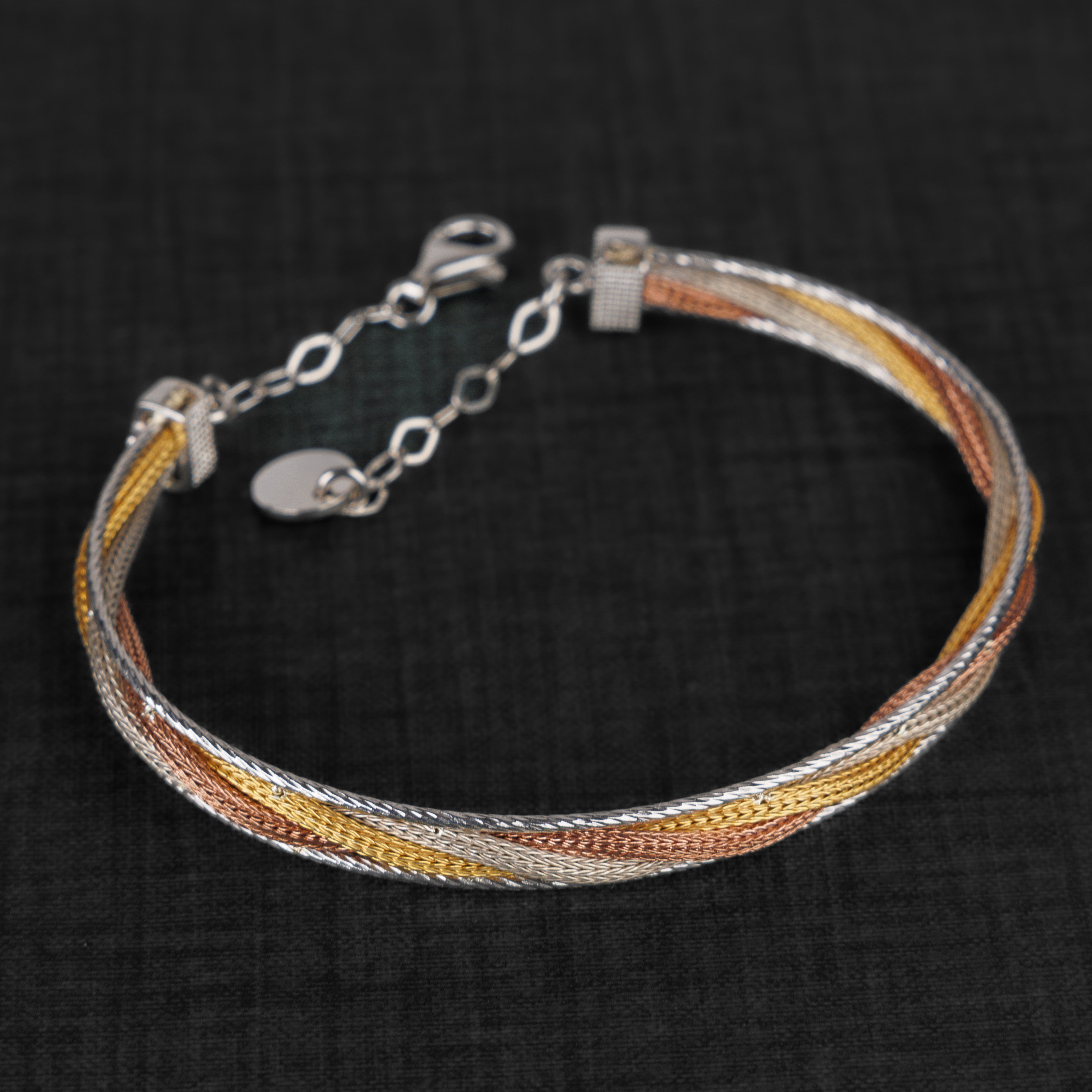سوار الكفة متعدد الألوان (D22) - Silver 925 و Gold Plated