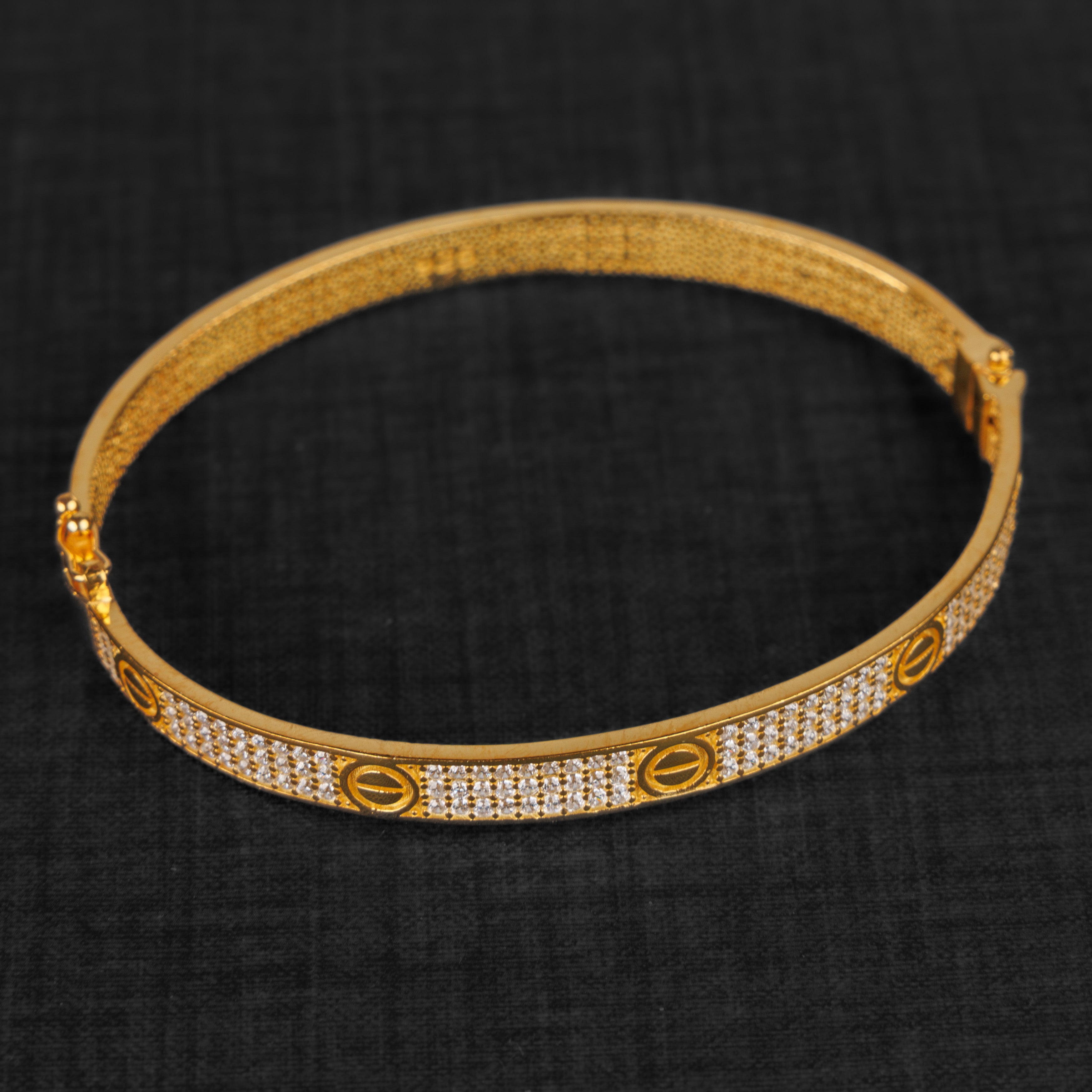 سوار الكفة متعدد الألوان (D18) - Silver 925 و Gold Plated