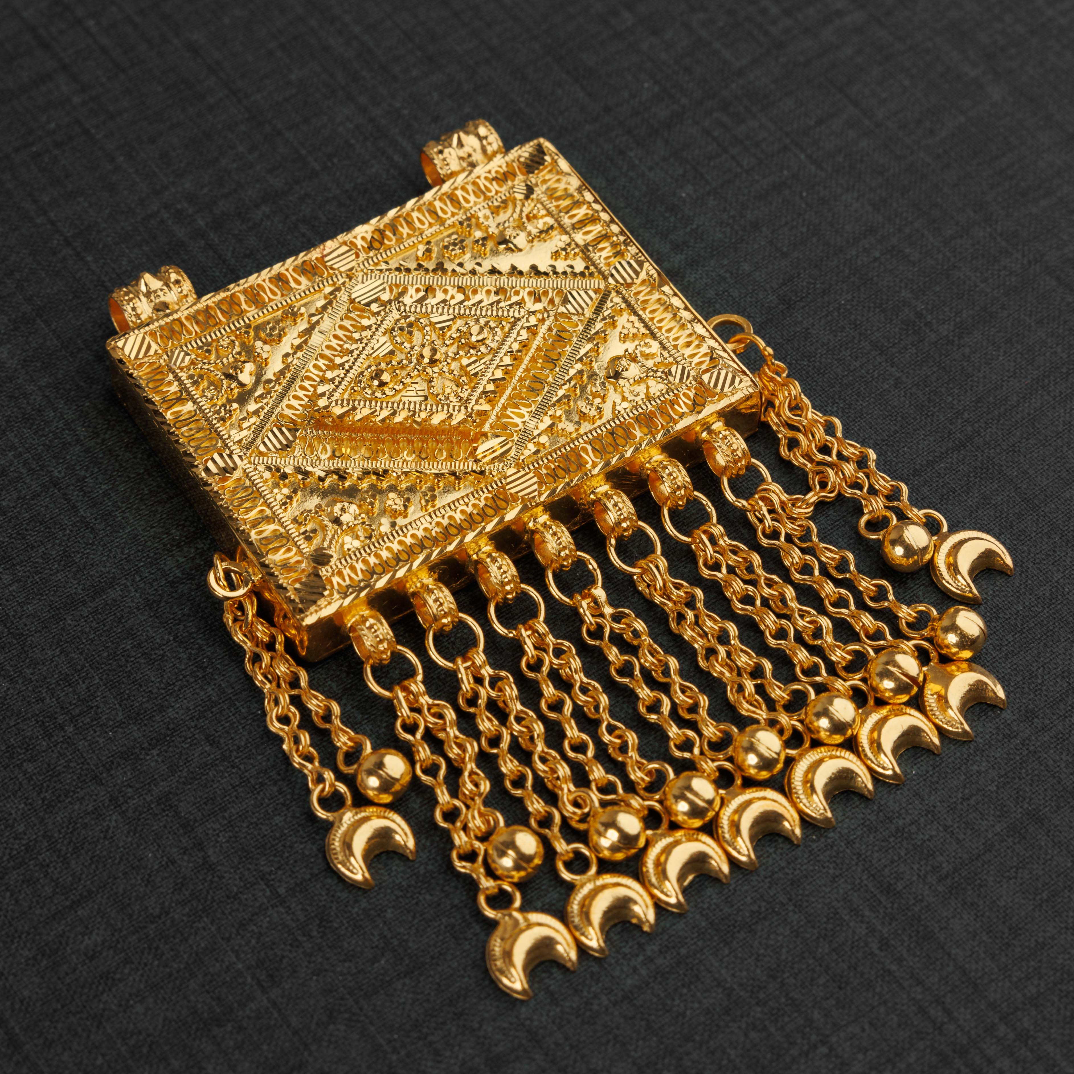 قلادة Hirz التقليدية (D1) - Silver 925 و Gold Plated
