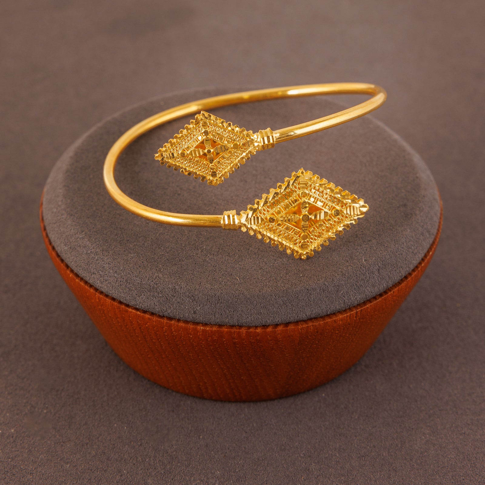 Traditional Free Size  Kara (D1)  - Silver 925 & Gold Plated