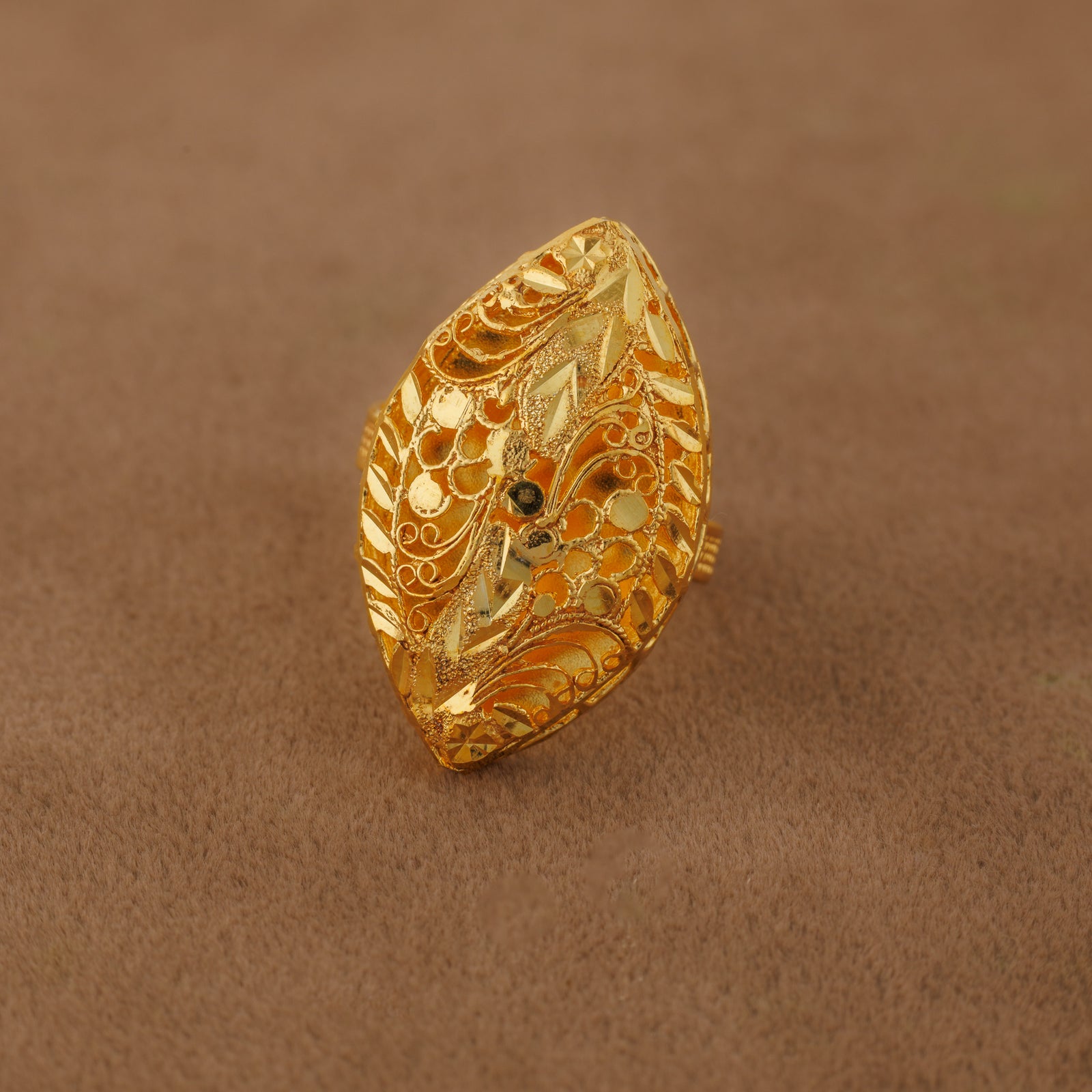 Traditional Ring (149) - Silver 925 & Gold Plated