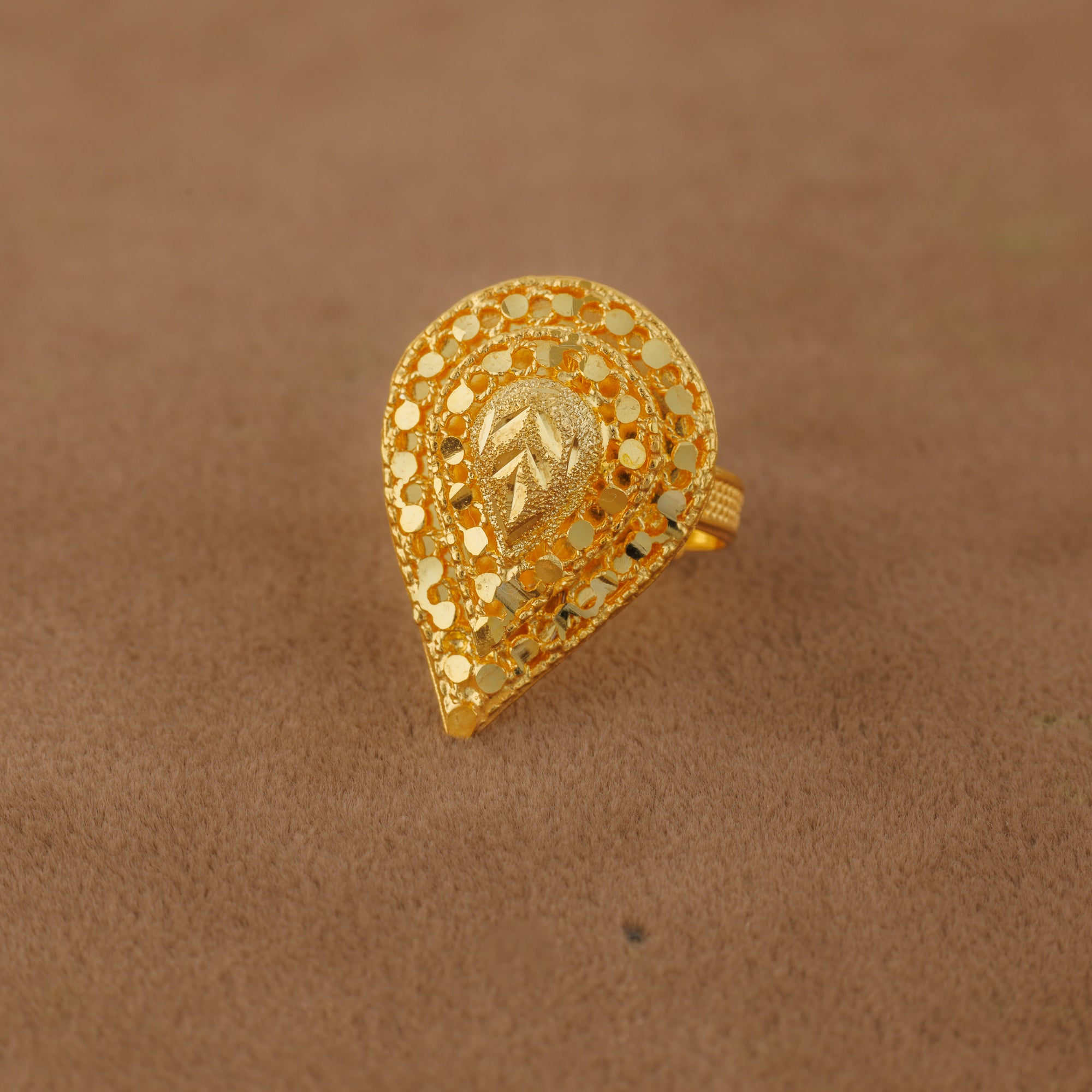 Traditional Ring (150) - Silver 925 & Gold Plated