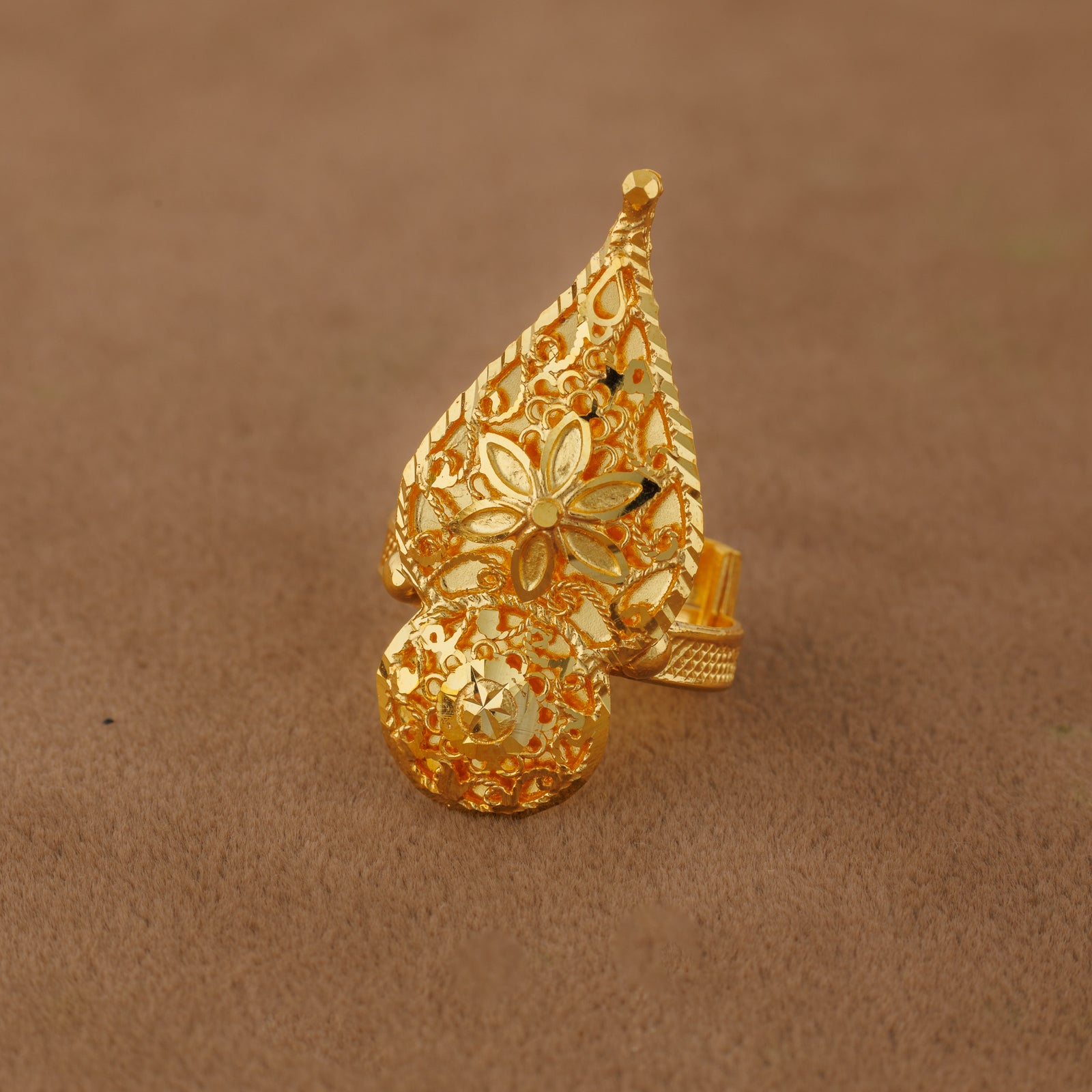 RP Shawahid Ring (D16) - Silver 925 & Gold Plated