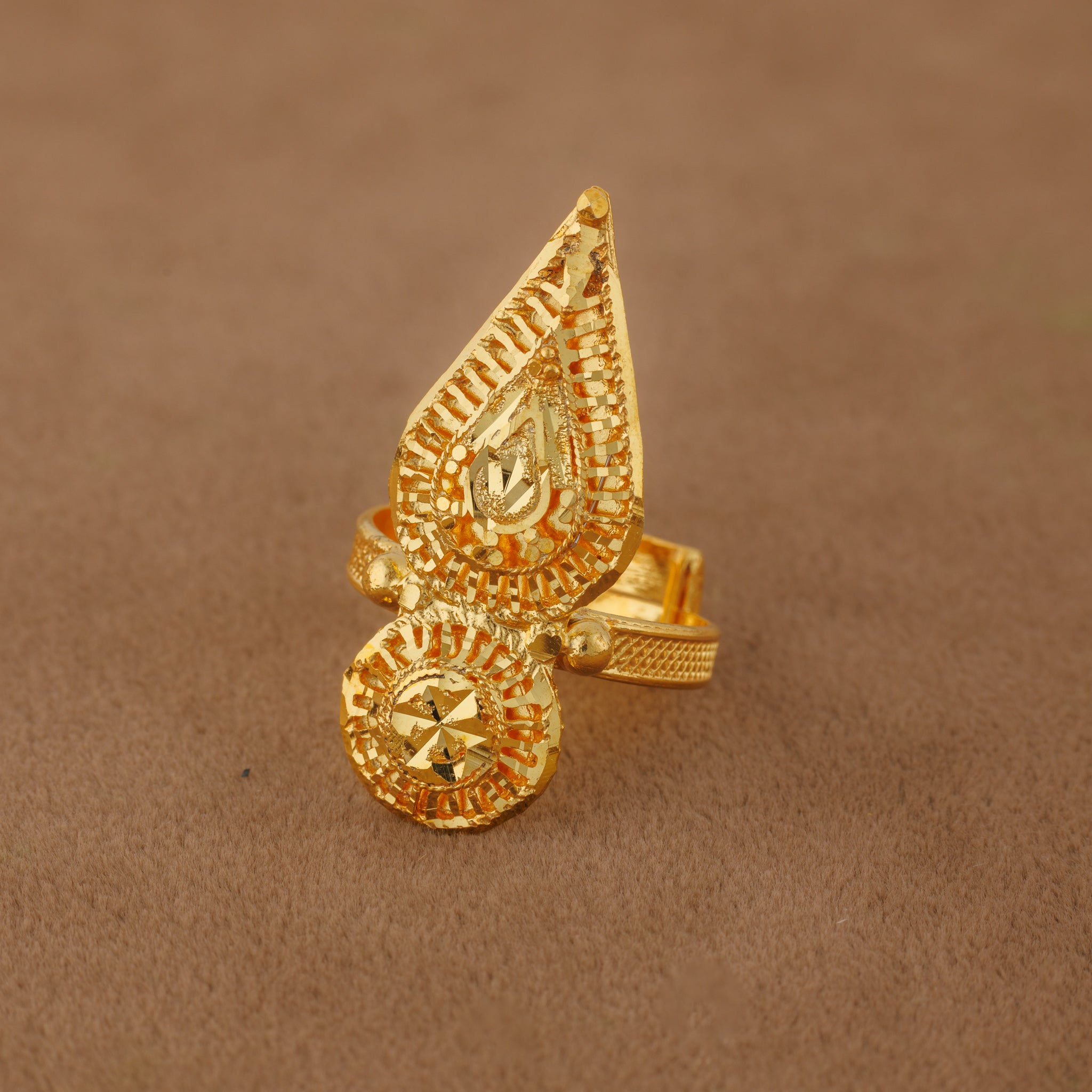 RP Shawahid Ring (D18) - Silver 925 & Gold Plated