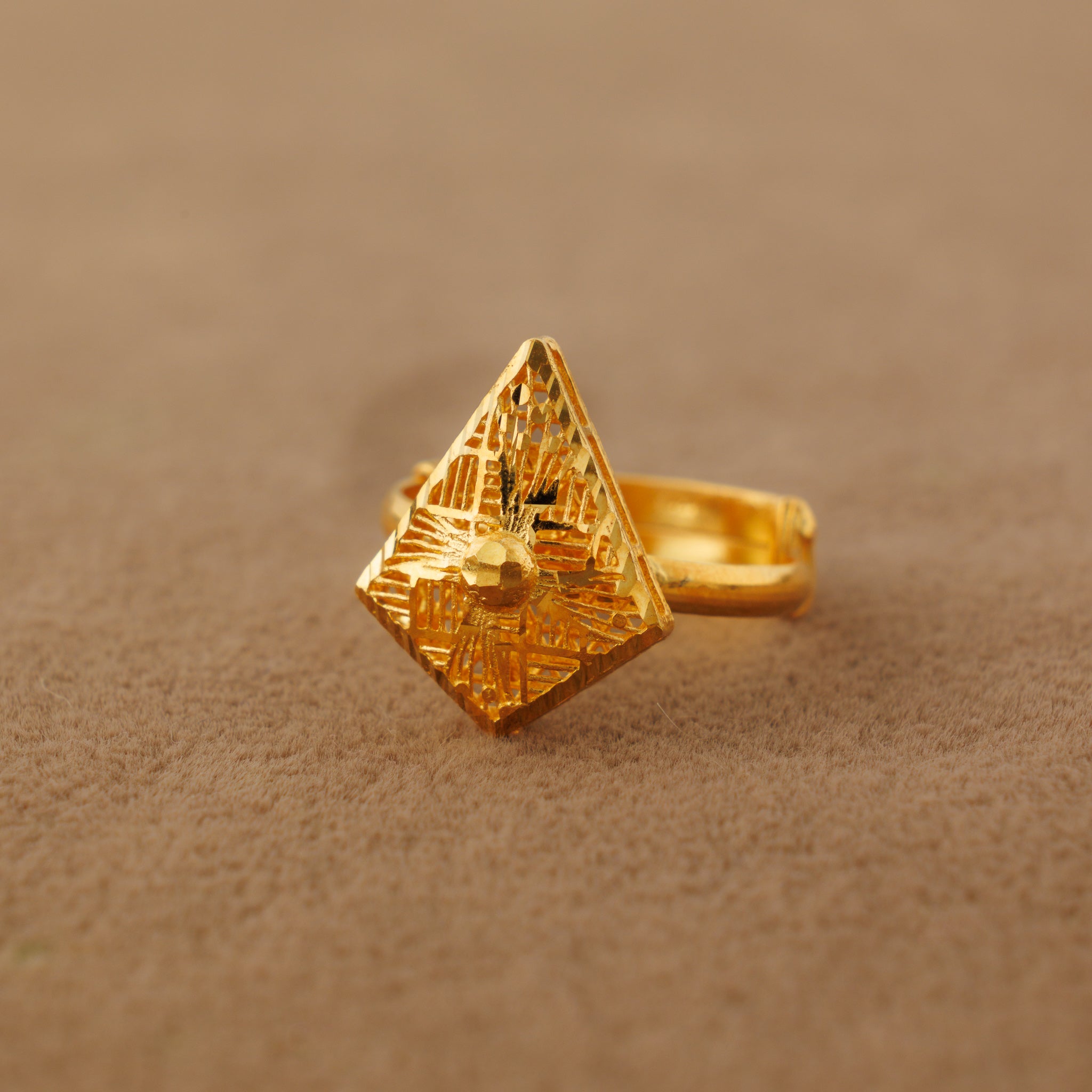 RP Shawahid Ring (D6) - Silver 925 و Gold Plated