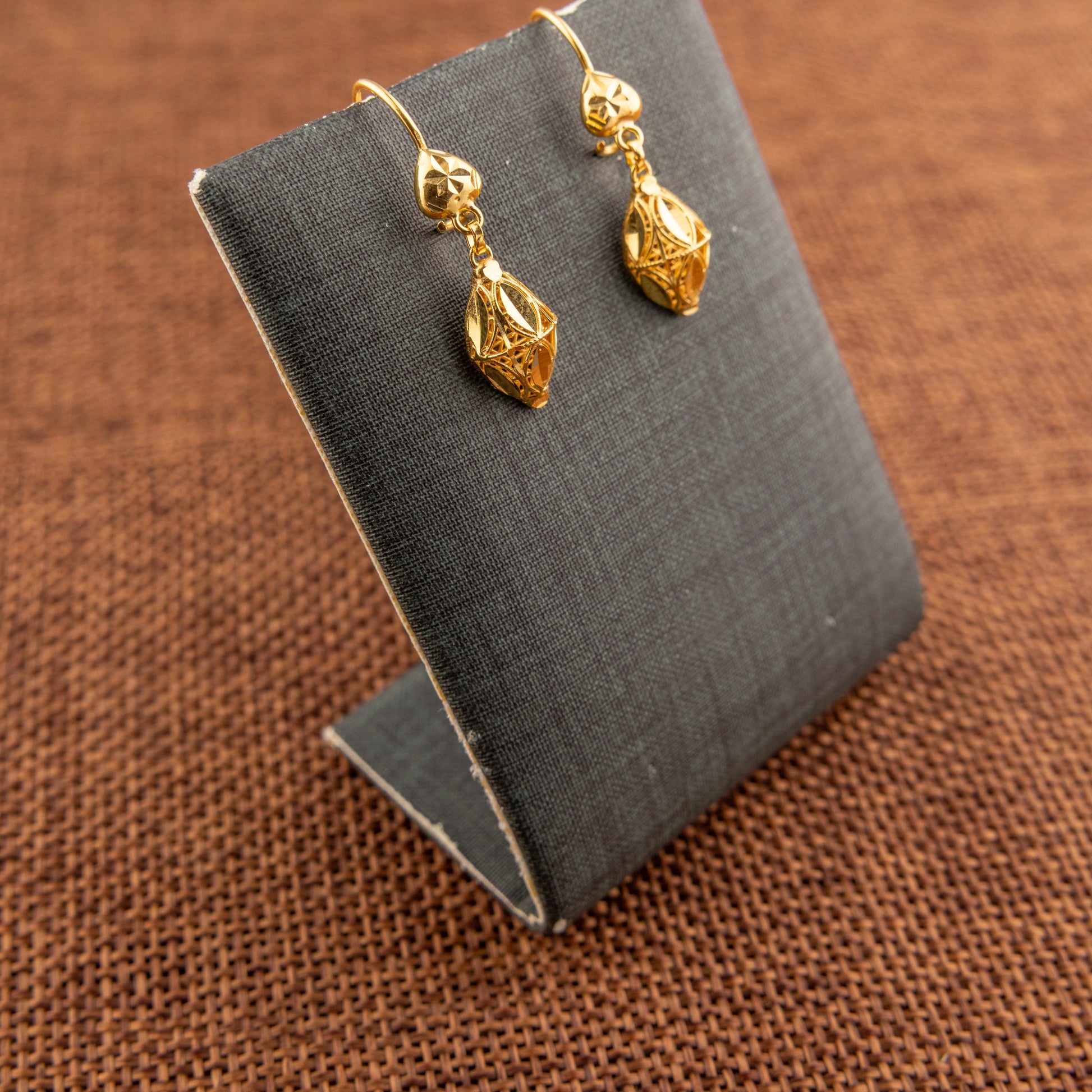 Kid's Casting Earrings D39