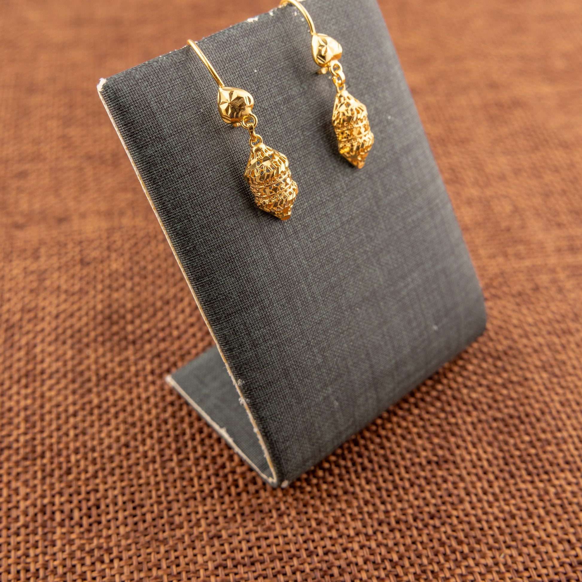 Kid's Casting Earrings D43