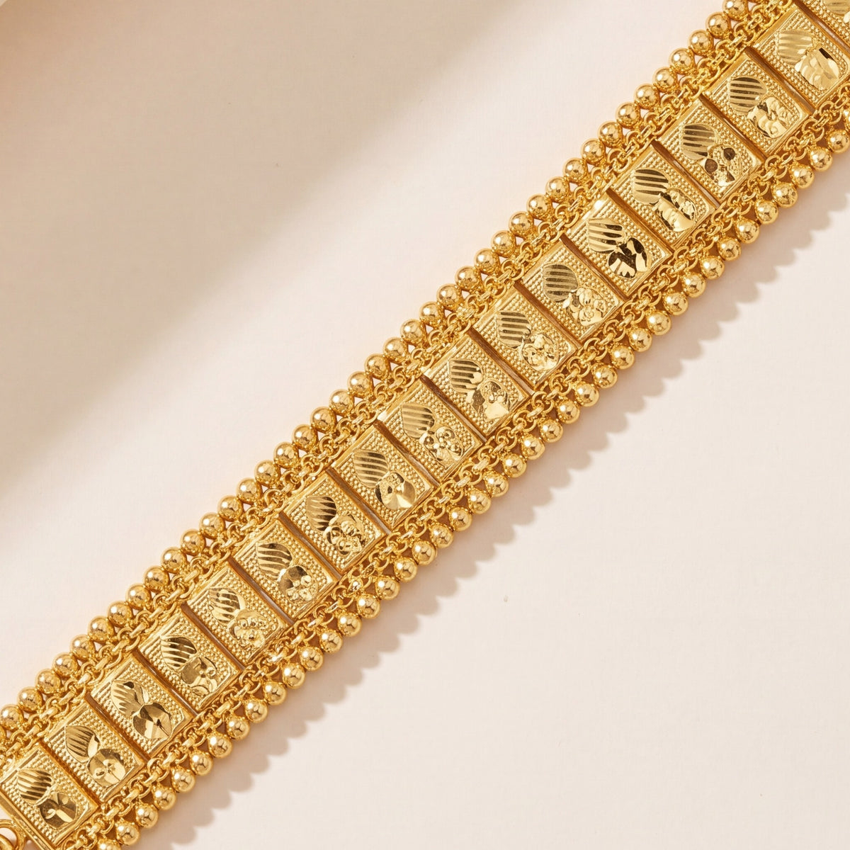 1 Line Patta Bracelet (D24) design detail