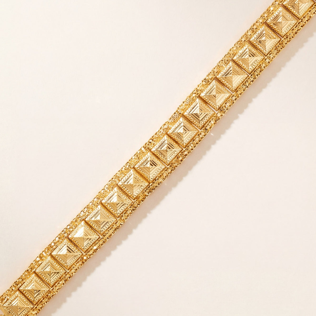 1 Line Patta Bracelet (D32) design detail