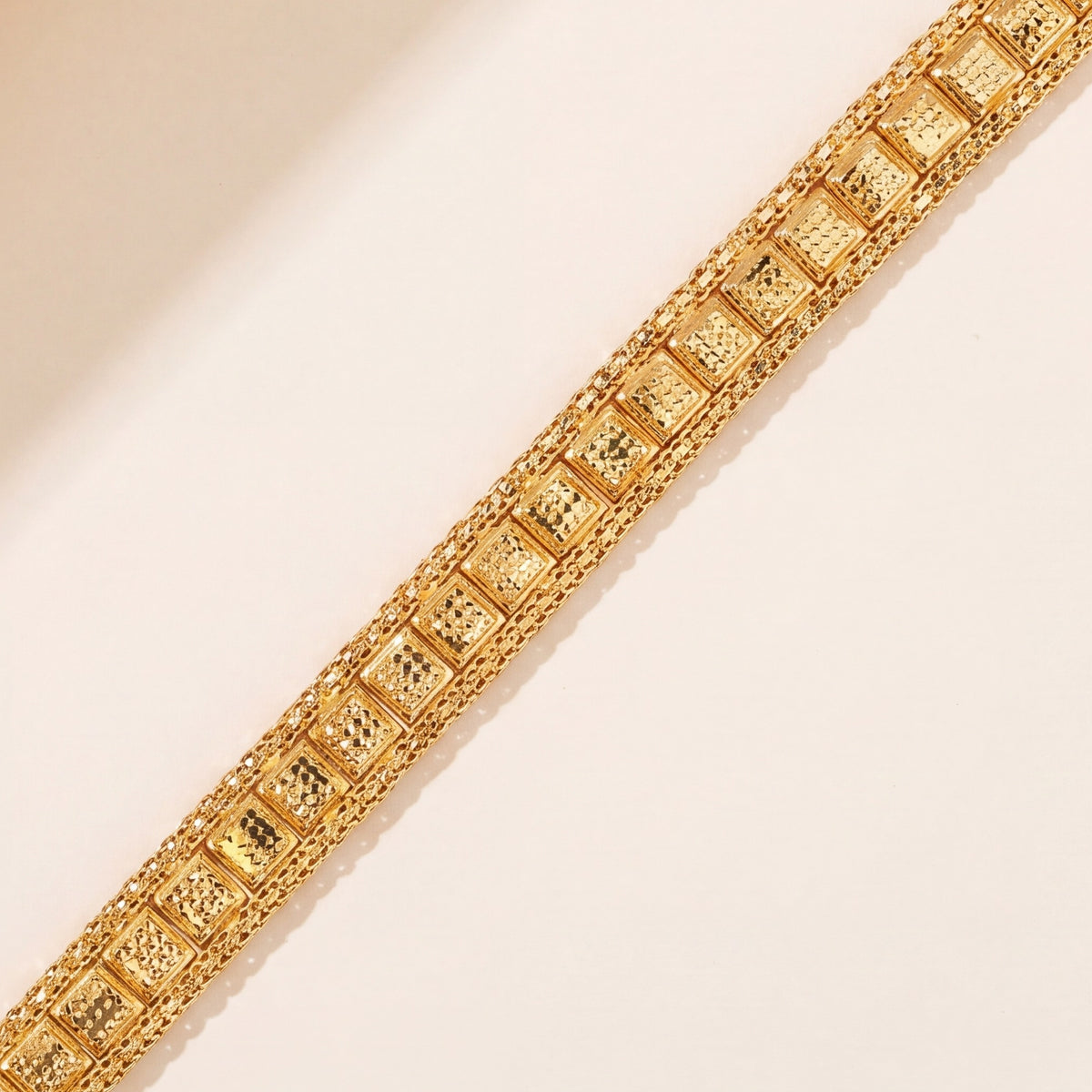 1 Line Patta Bracelet (D38) design detail