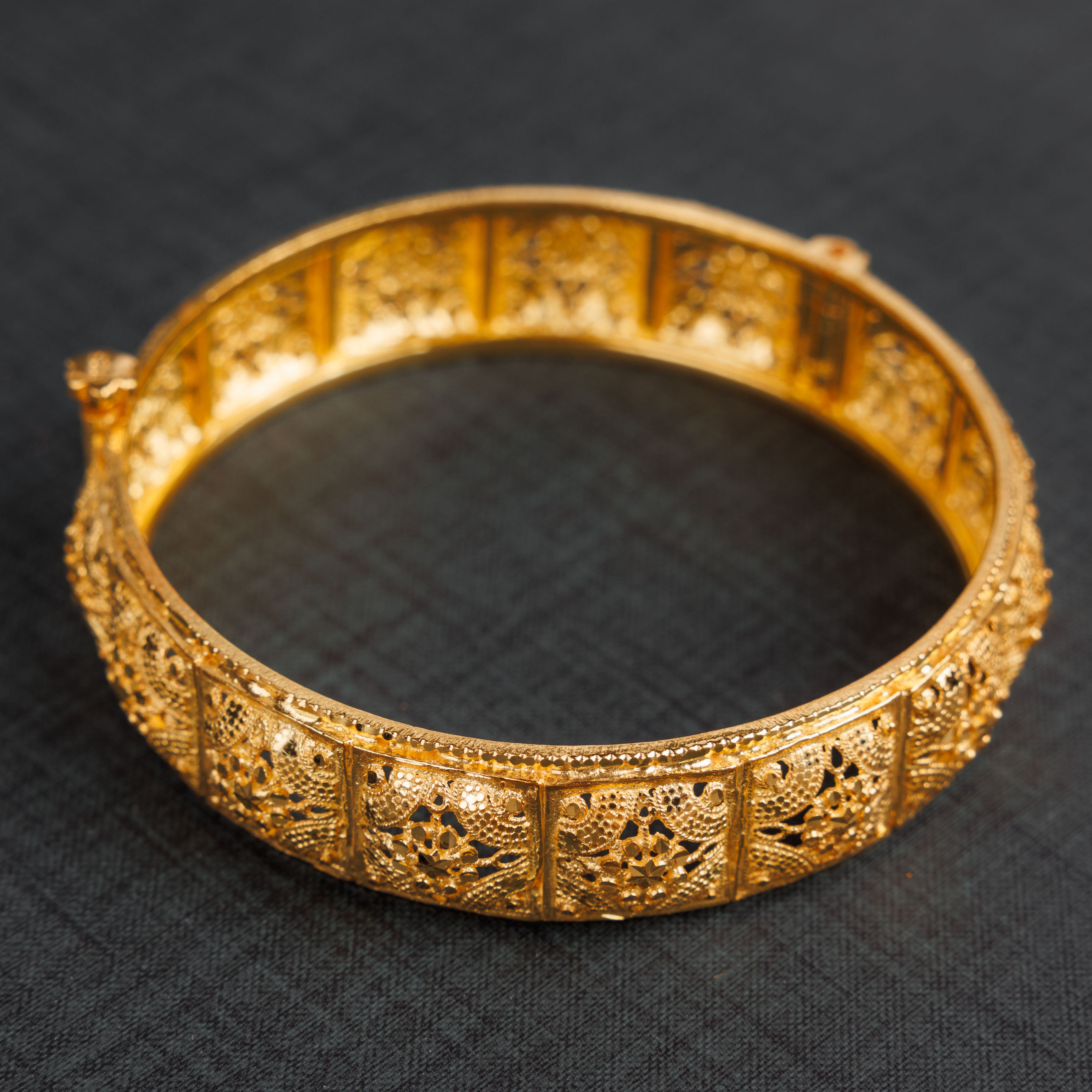 كبار الكبار كارا (D12) - Silver 925 و Gold Plated