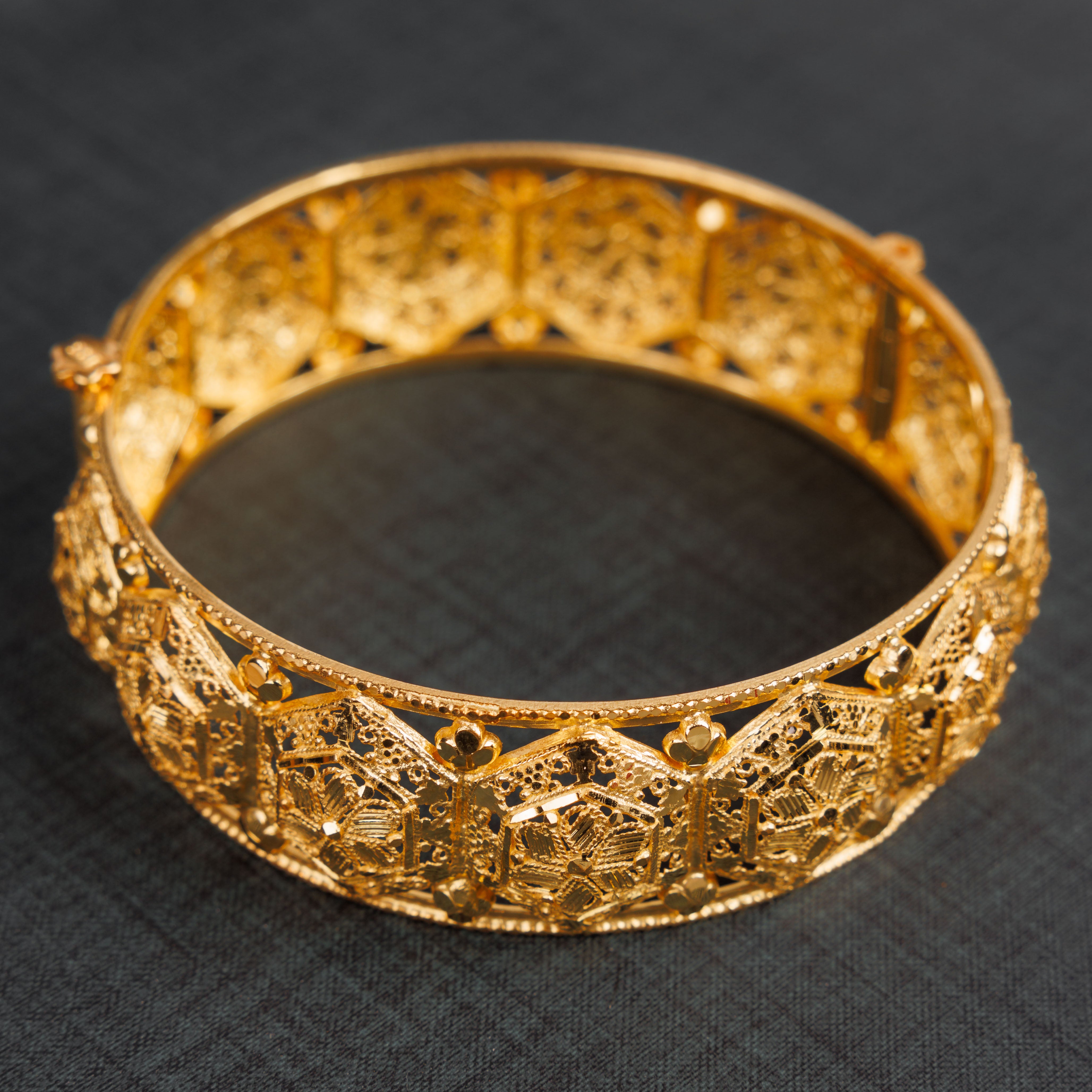 الكبار الكبار كارا (D16) - Silver 925 و Gold Plated