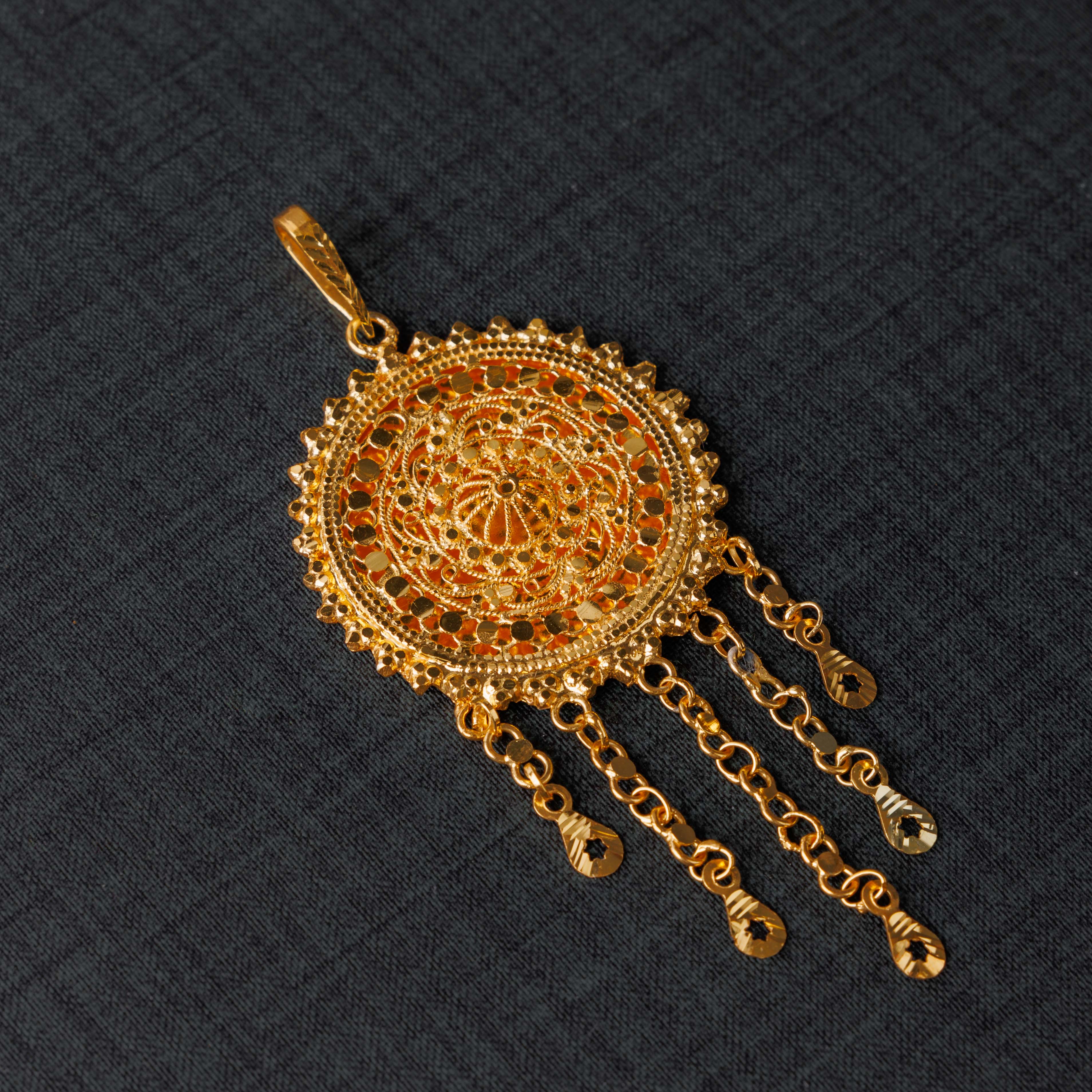 المعلقات الصب (D6) - Silver 925 و Gold Plated