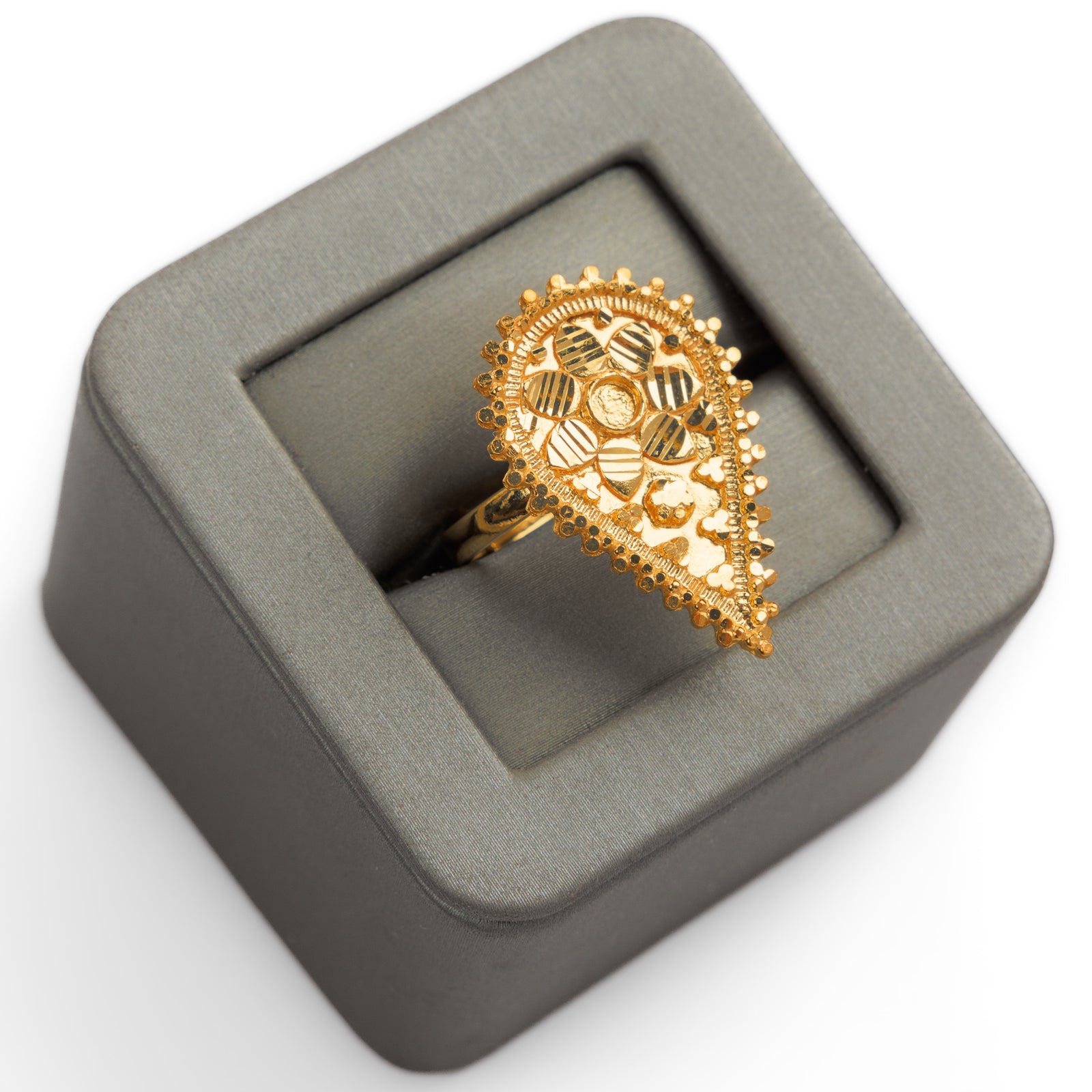 Traditional Ring (D8) - Silver 925 & Gold Plated