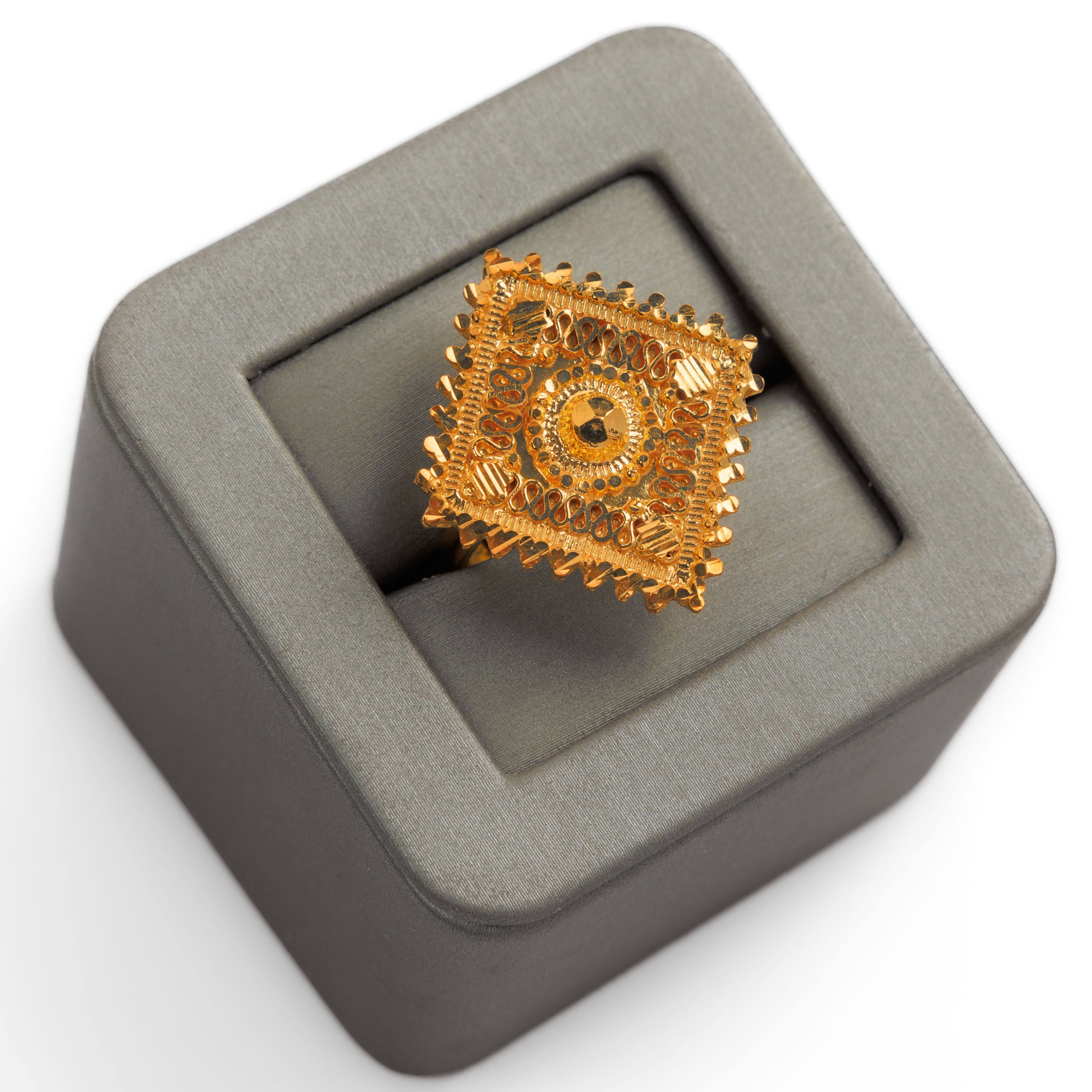 الخاتم التقليدي (D24) - Silver 925 و Gold Plated