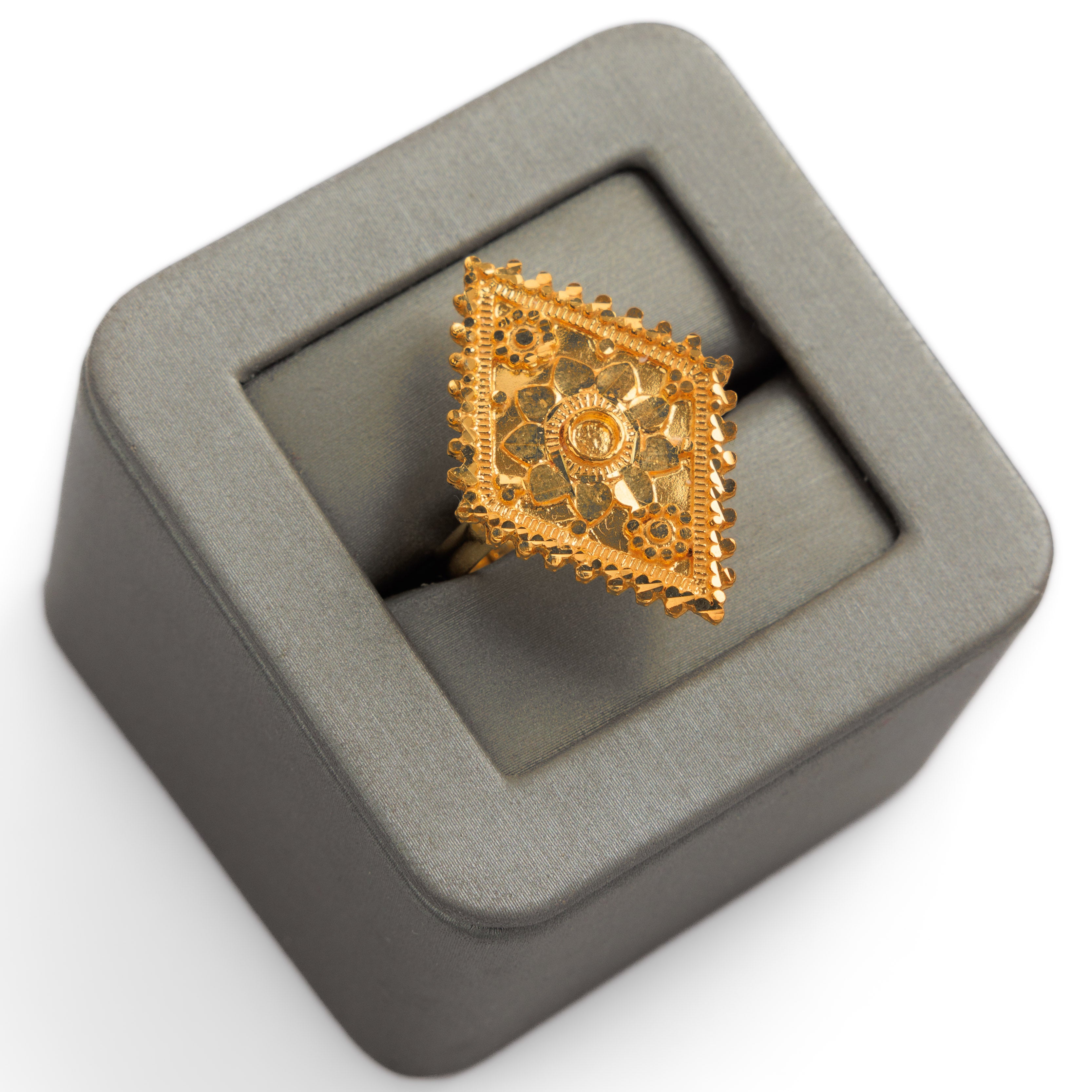 الخاتم التقليدي (D13) - Silver 925 و Gold Plated