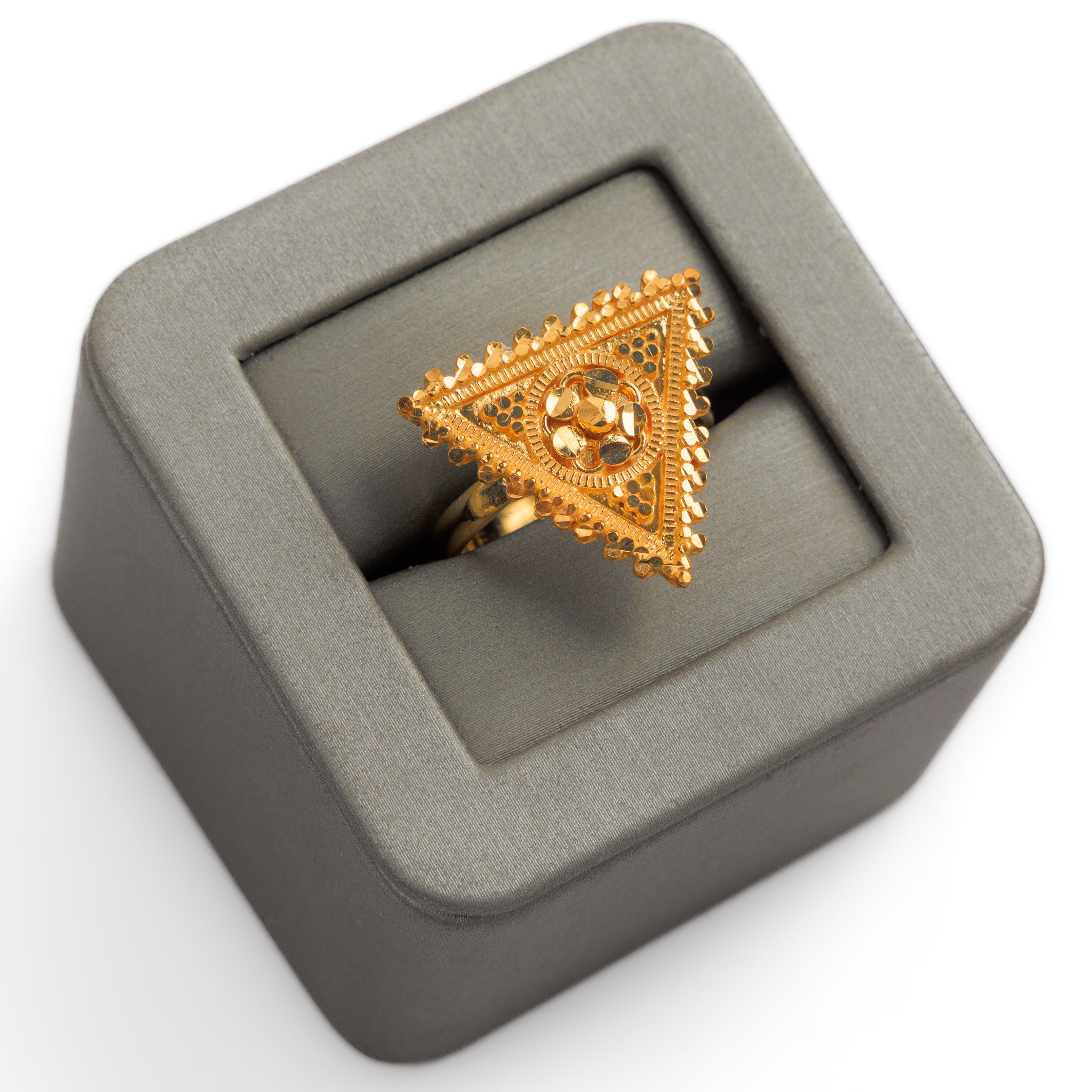 الخاتم التقليدي (D1) - Silver 925 و Gold Plated