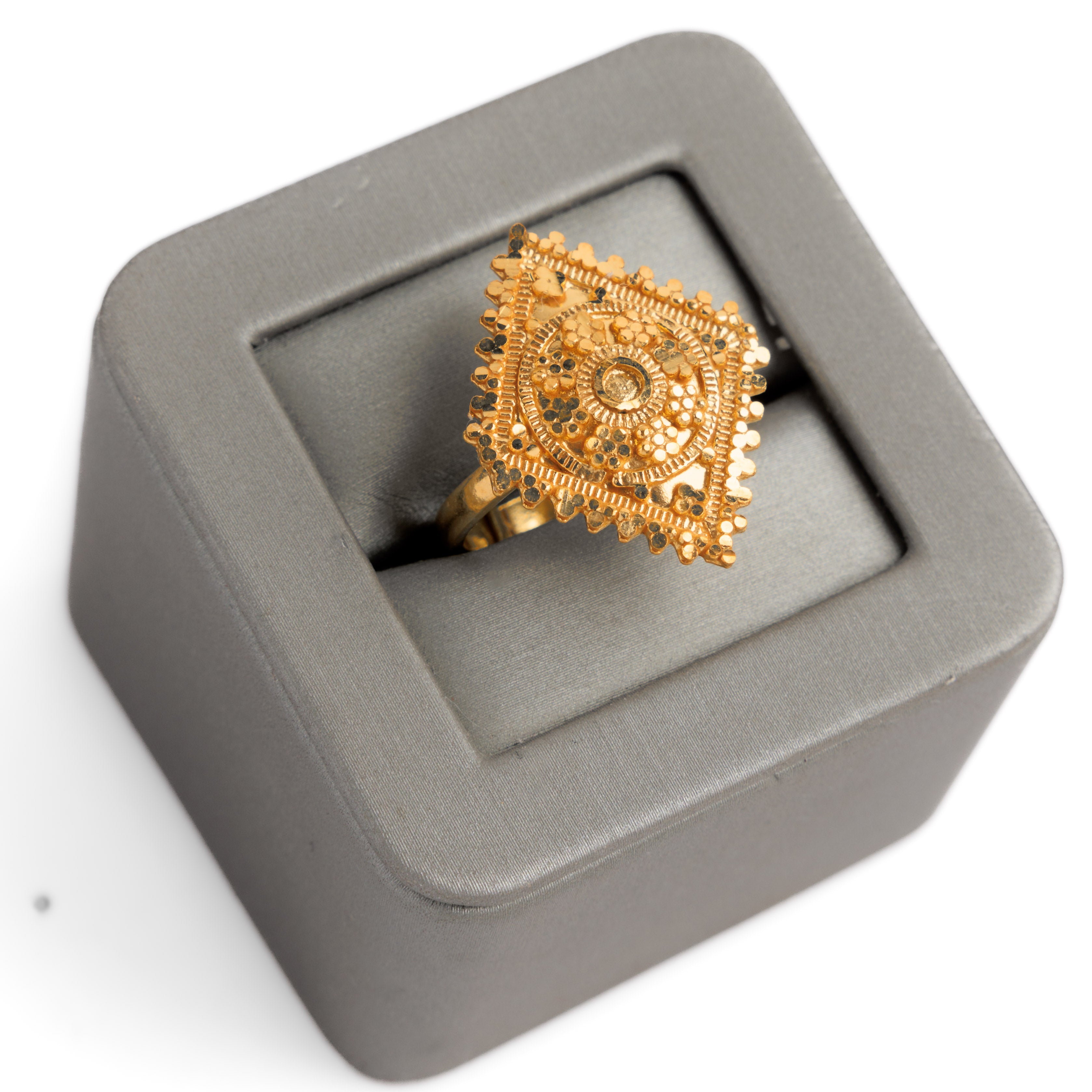 الخاتم التقليدي (D70) - Silver 925 و Gold Plated