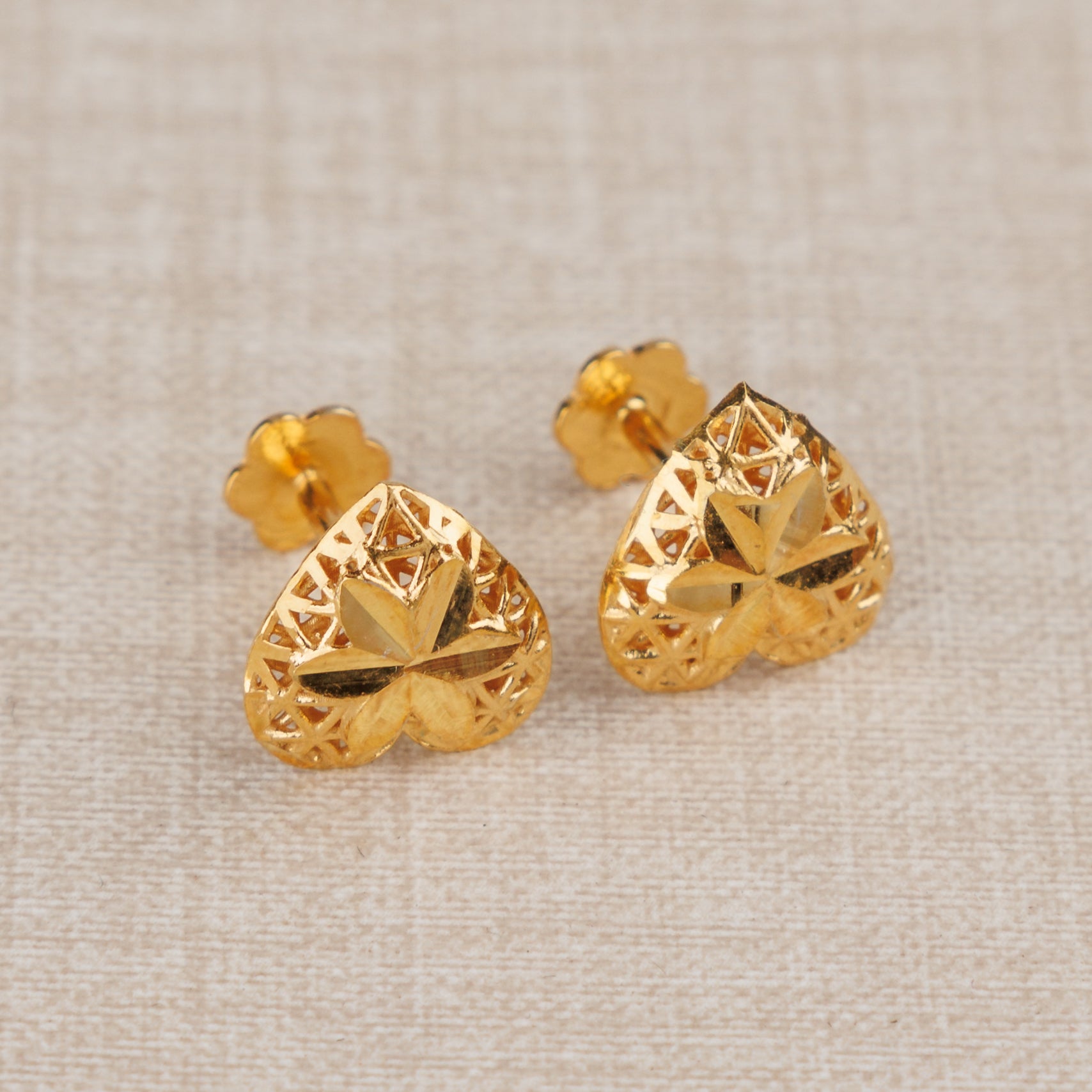 قمم شكل القلب (D1) - Silver 925 و Gold Plated