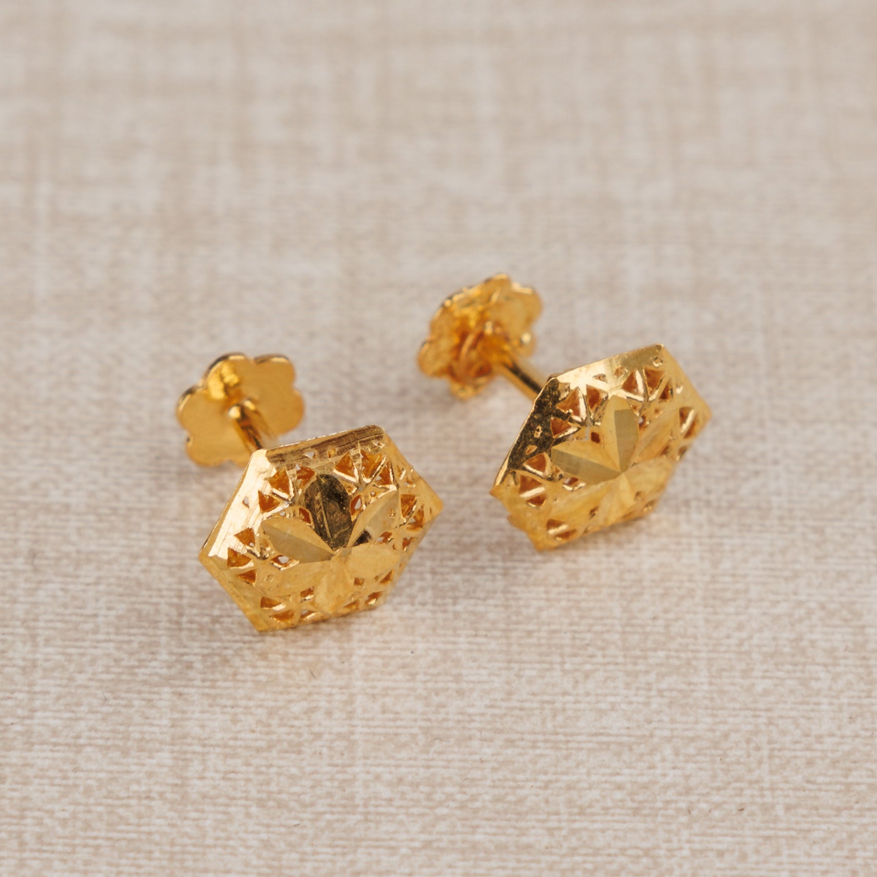 قمم شكل سداسي (D1) - Silver 925 و Gold Plated