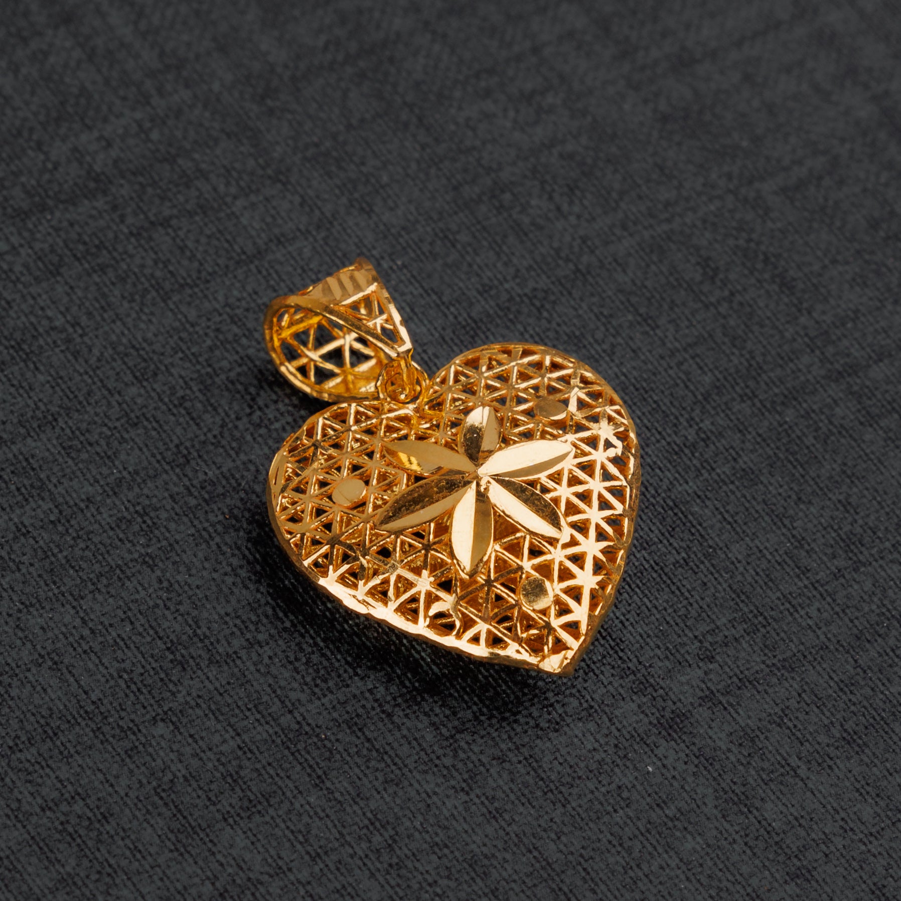 قلادة قلب الطفل - Silver 925 و Gold Plated