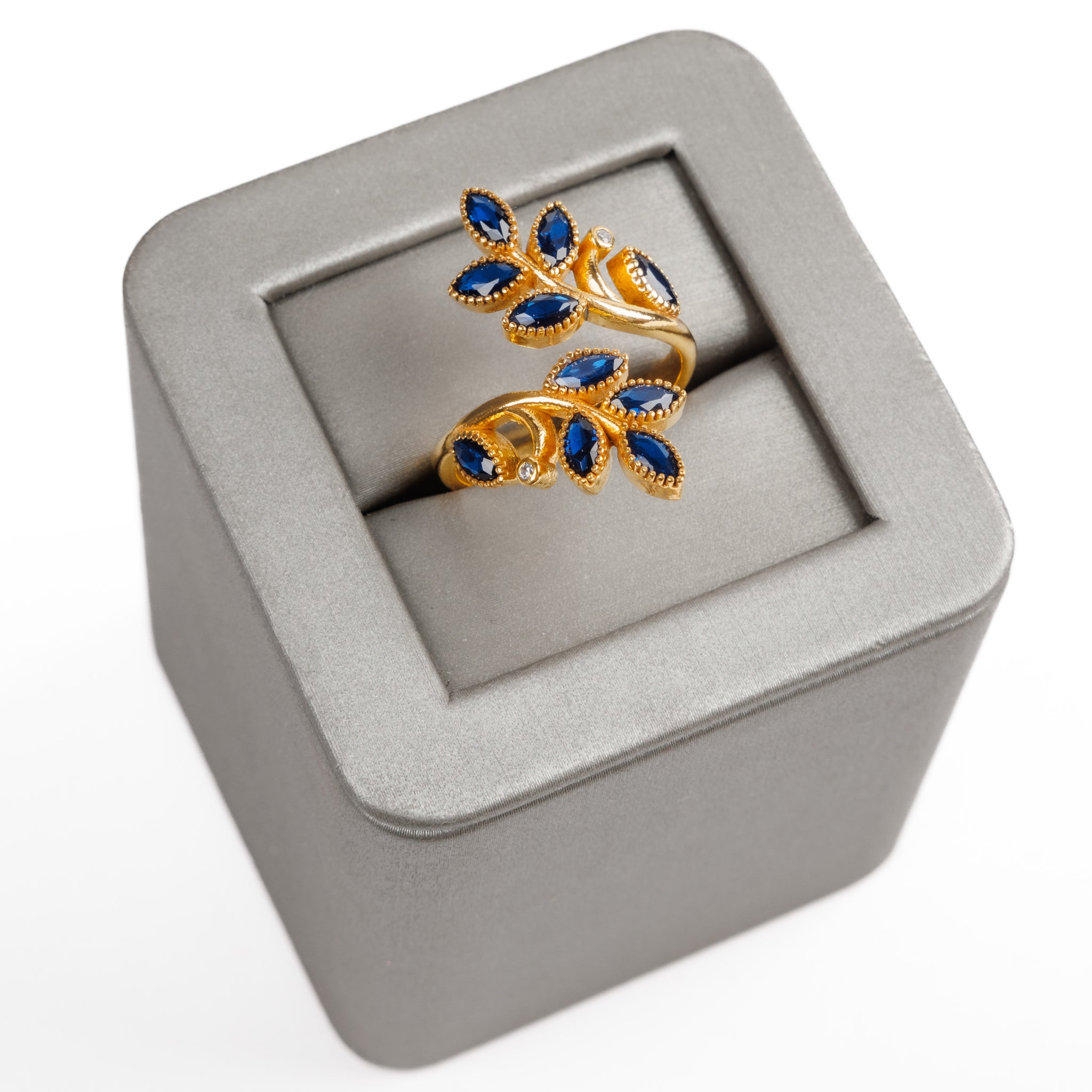 Leaf Ring / sapphire (D1) - Silver 925 & Gold Plated